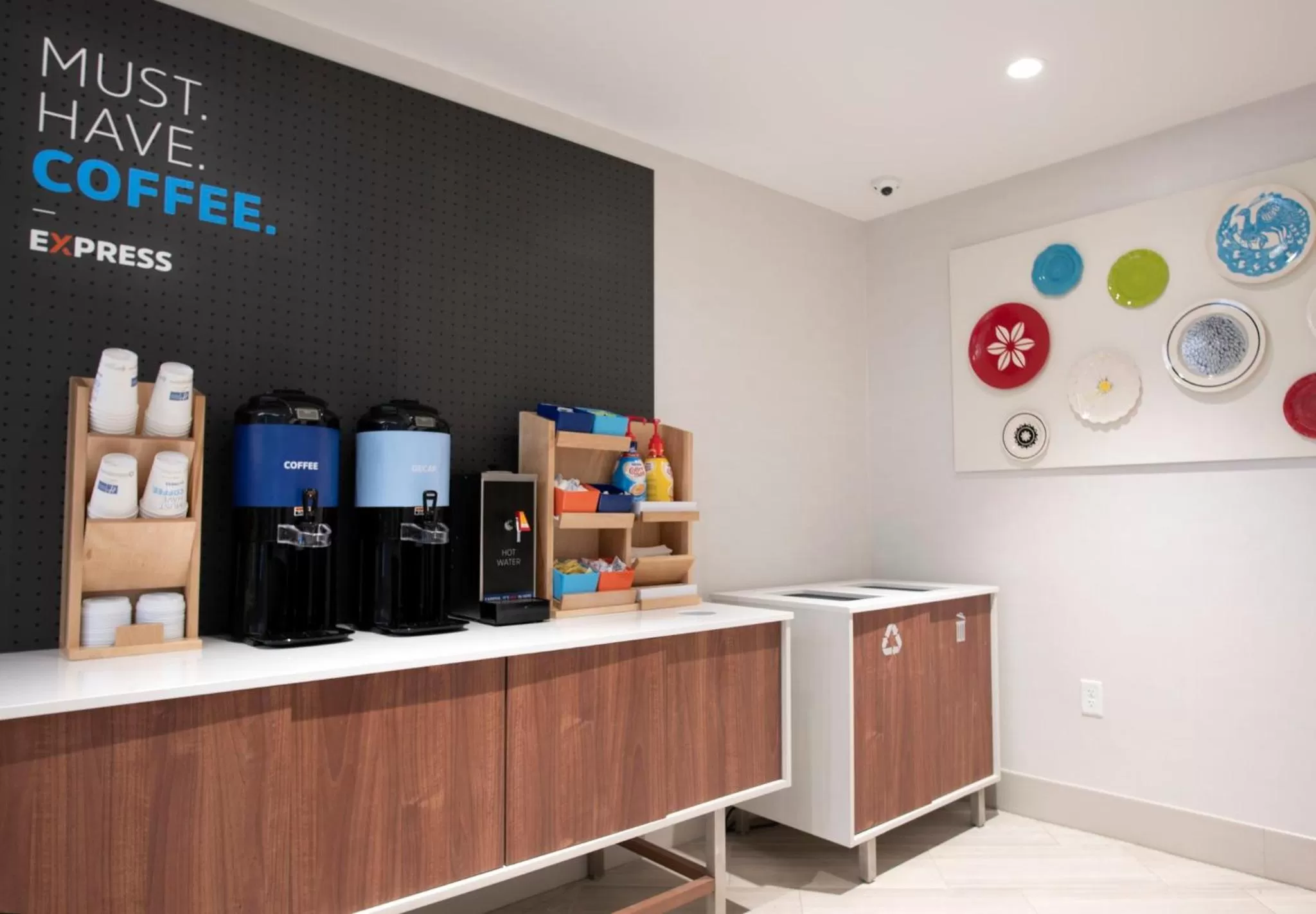 Breakfast in Holiday Inn Express & Suites Jersey City - Holland Tunnel by IHG