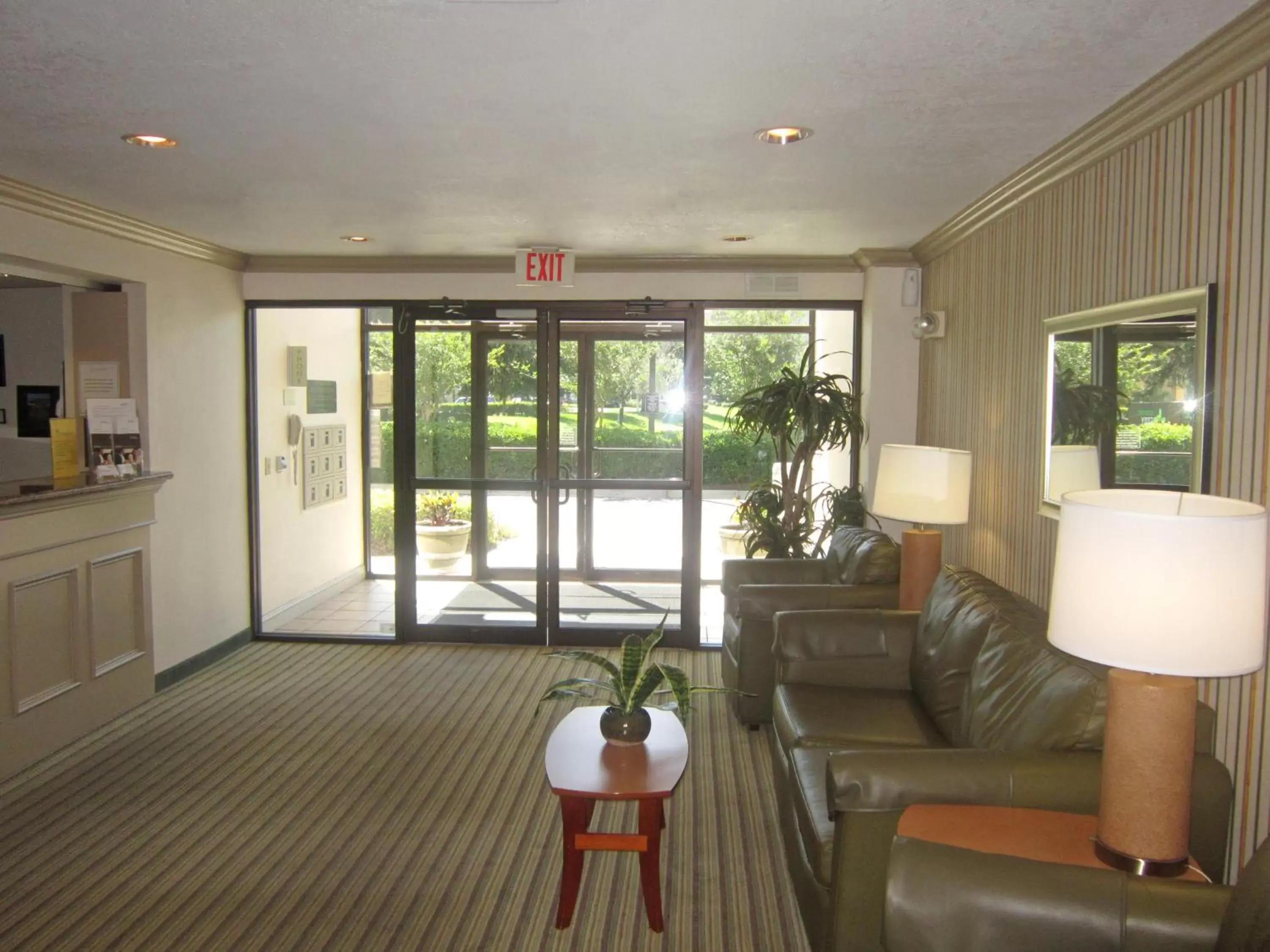 Lobby or reception, Lobby/Reception in Extended Stay America Suites - Jacksonville - Lenoir Avenue South