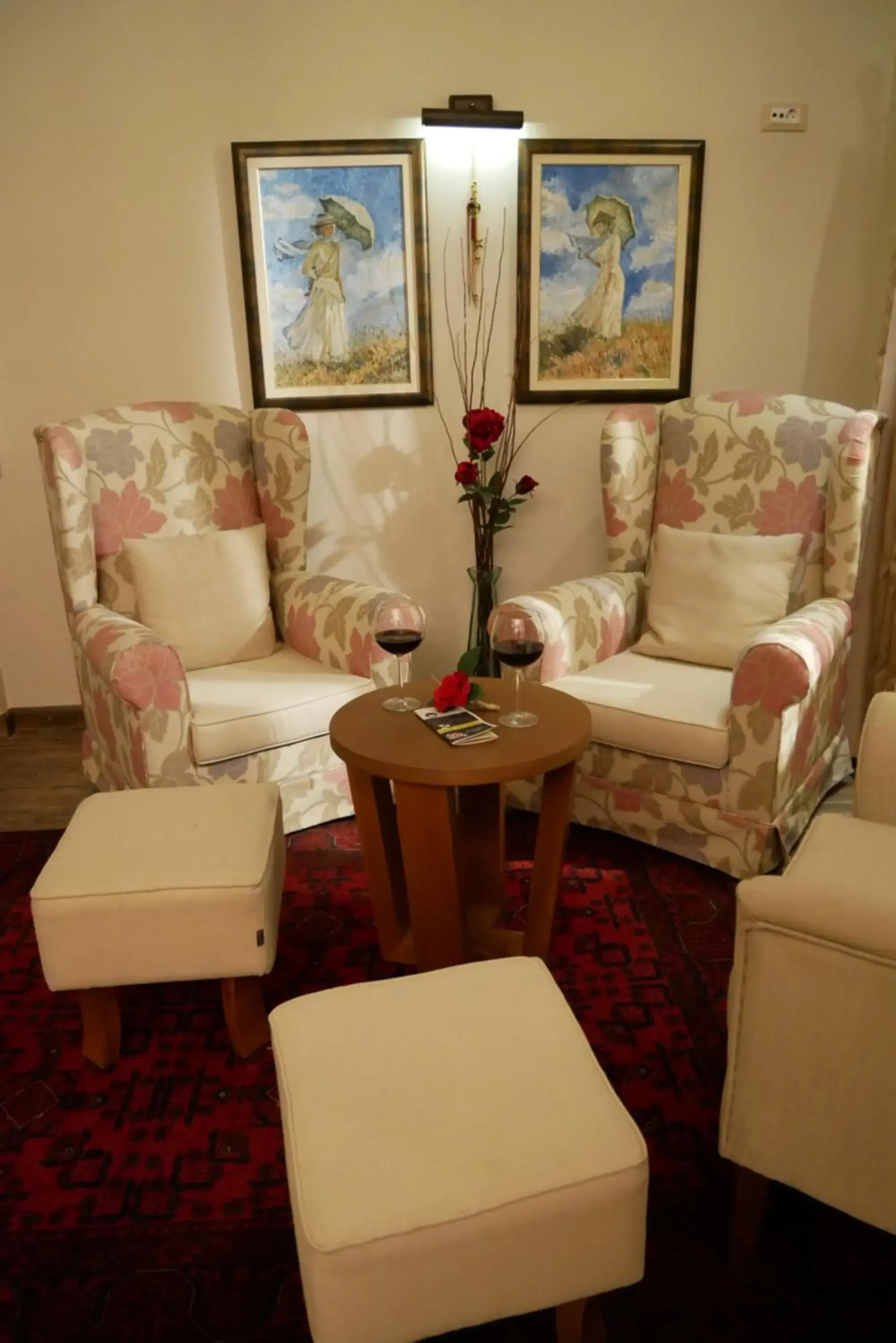 Living room, Seating Area in Hotel Rodovoli