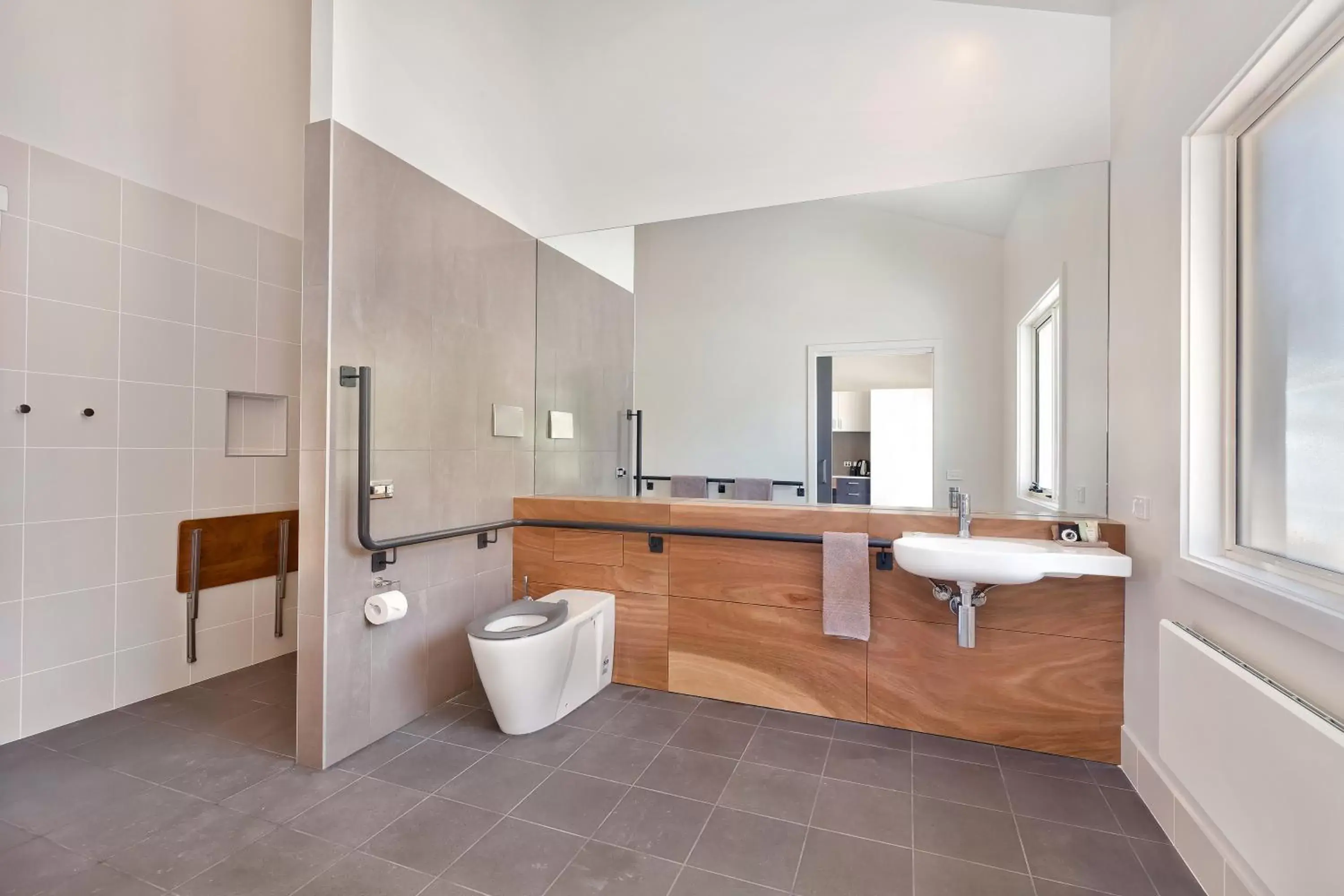 Bathroom in Tathra Beach House Holiday Apartments