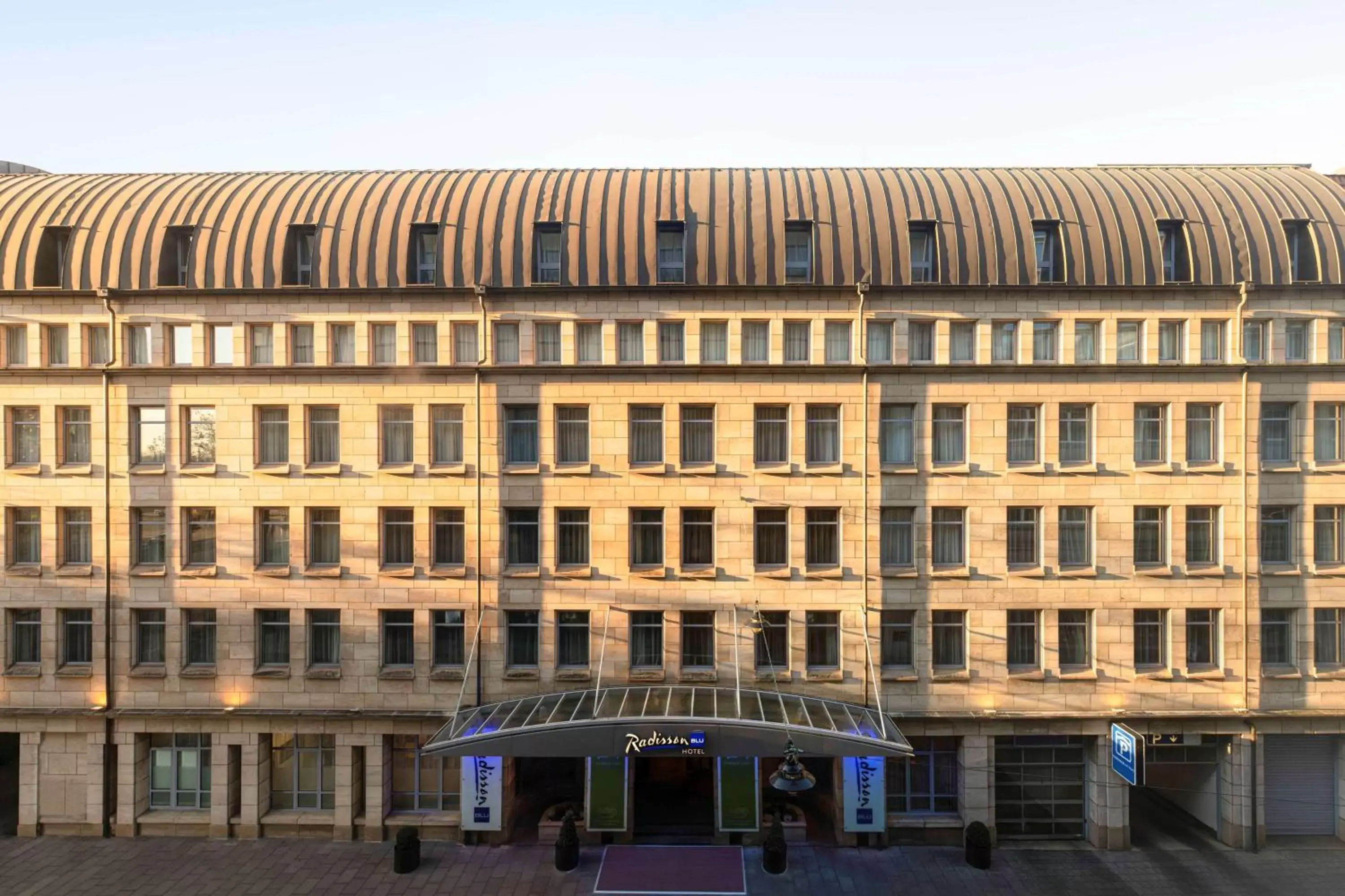 Property building in Radisson Blu Hotel Bremen Property building in Radisson Blu Hotel Bremen