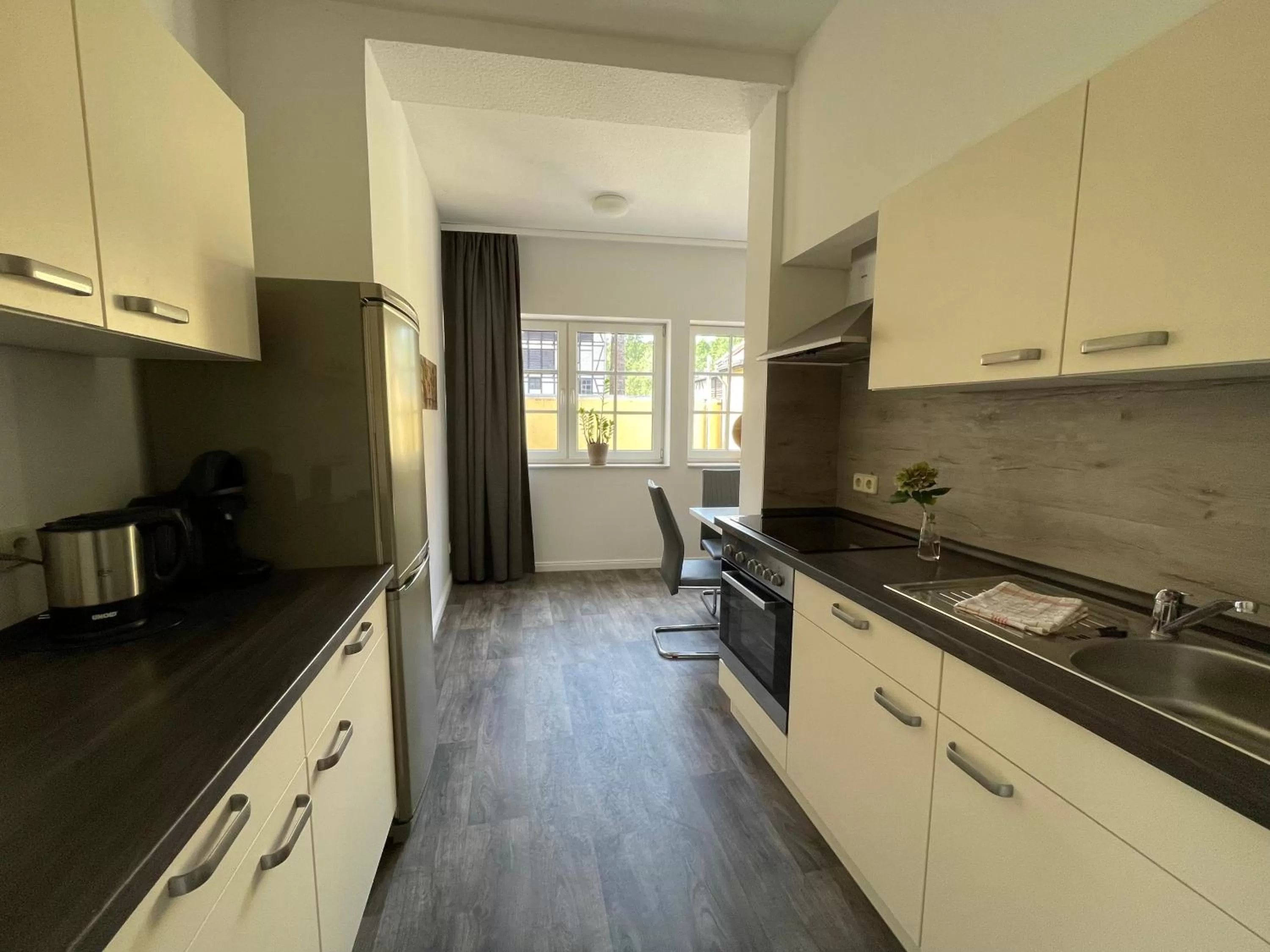 kitchen in "Zur Altstadt - Am Fuße der Osterburg" Gaststätte, Pension, FEWO