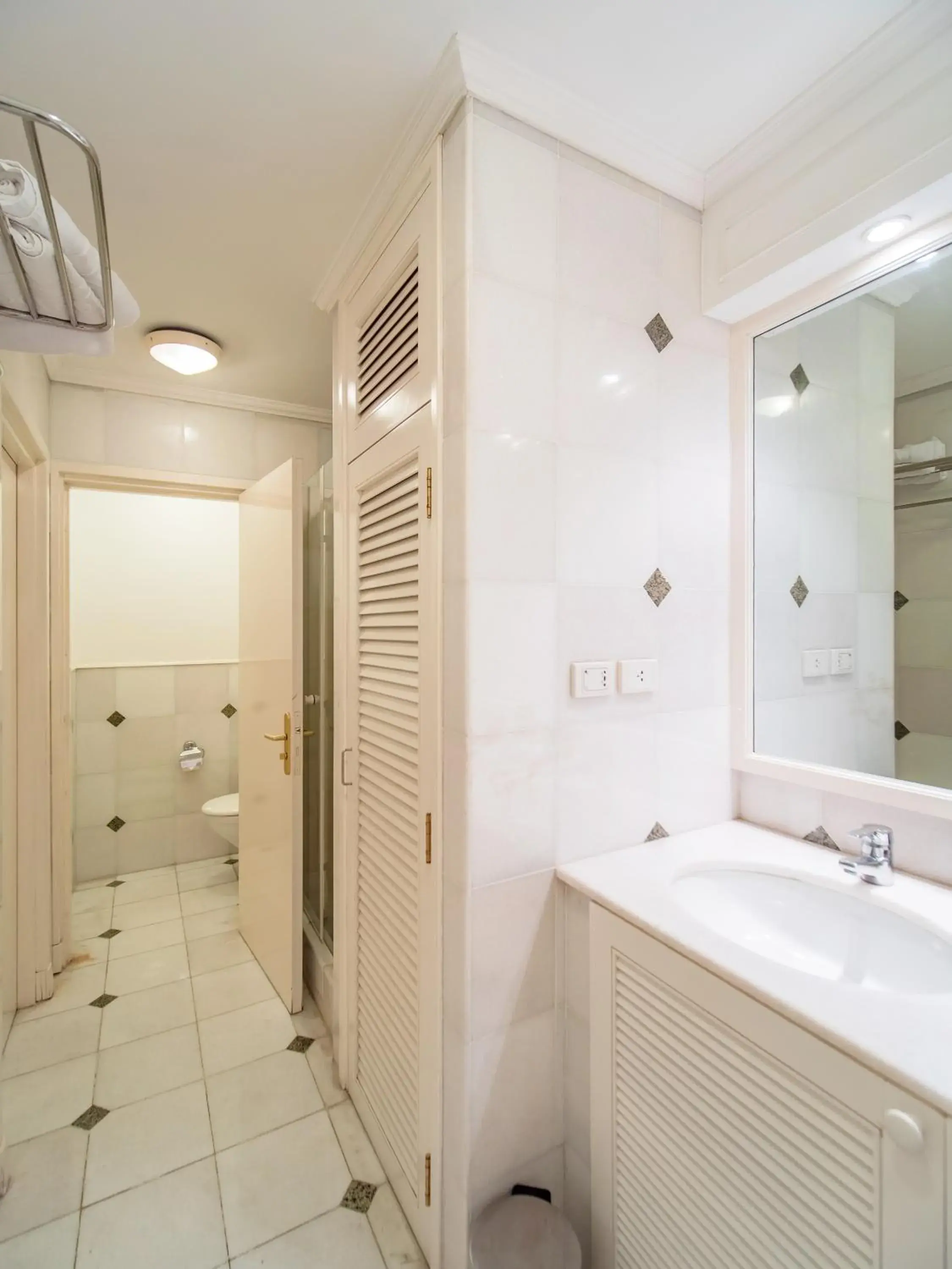 Bathroom in Saigon Domaine Luxury Residences