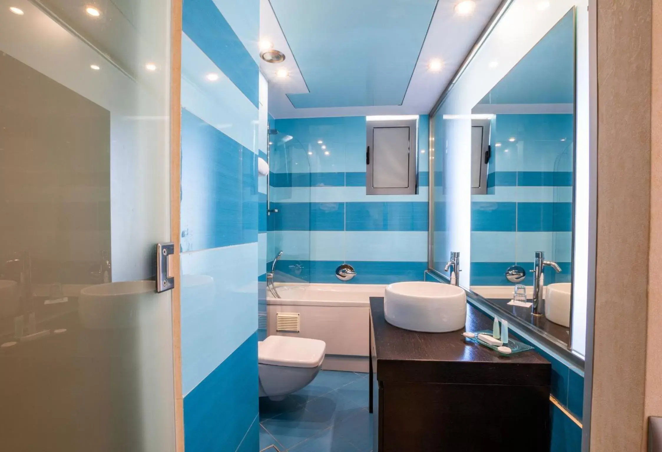 Bathroom in Konstantinos Palace