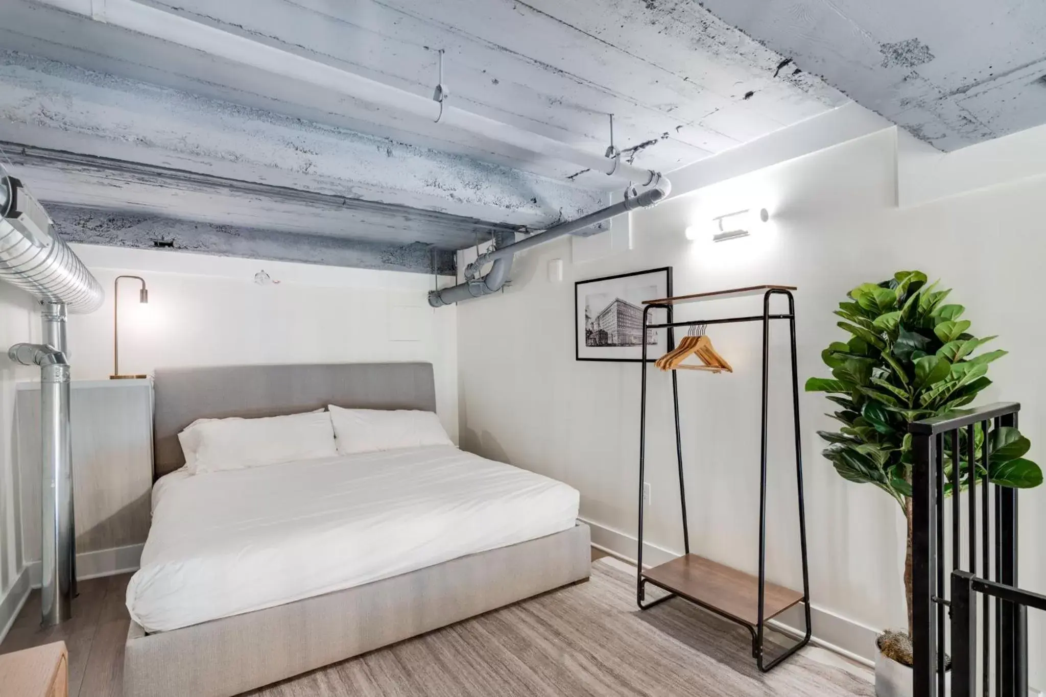Bed in The Ledger Residences by Sosuite - Old City Bed in The Ledger Residences by Sosuite - Old City