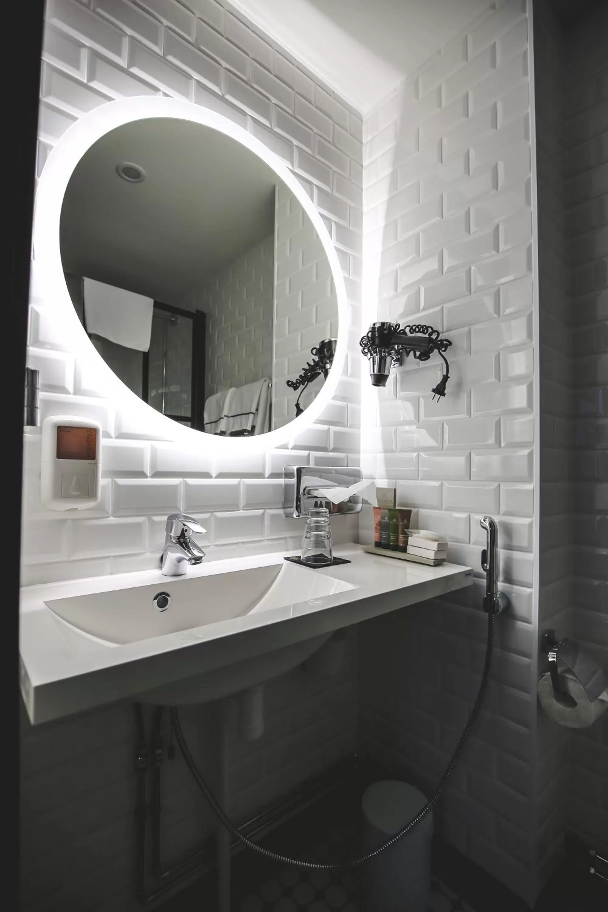 Bathroom in Boutique Hotel Yöpuu