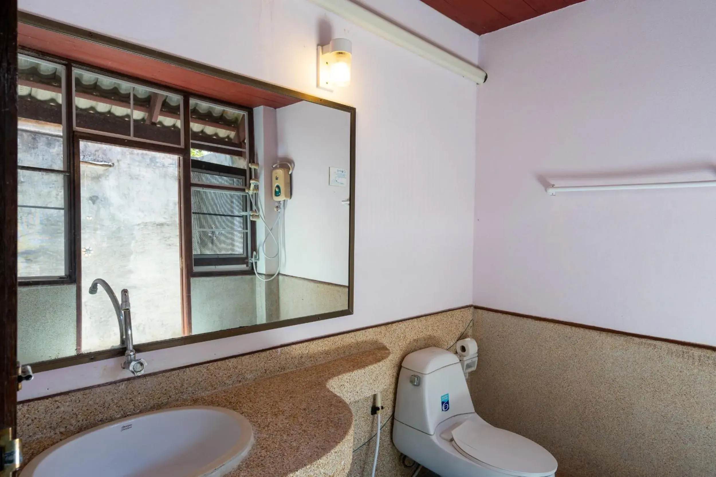 Shower, Bathroom in Gooddays Lanta Beach Resort SHA