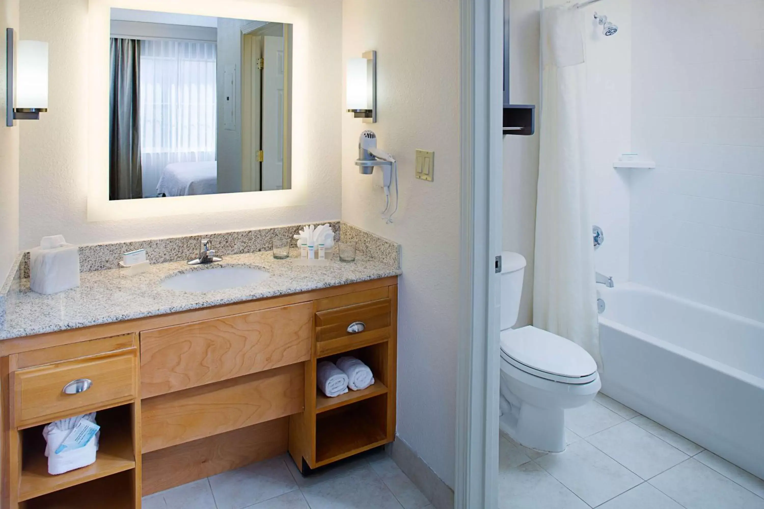 Two-Bedroom King Suite with Two Queen Beds and Two Bath - Non-Smoking in Homewood Suites by Hilton Albuquerque Uptown Two-Bedroom King Suite with Two Queen Beds and Two Bath - Non-Smoking in Homewood Suites by Hilton Albuquerque Uptown