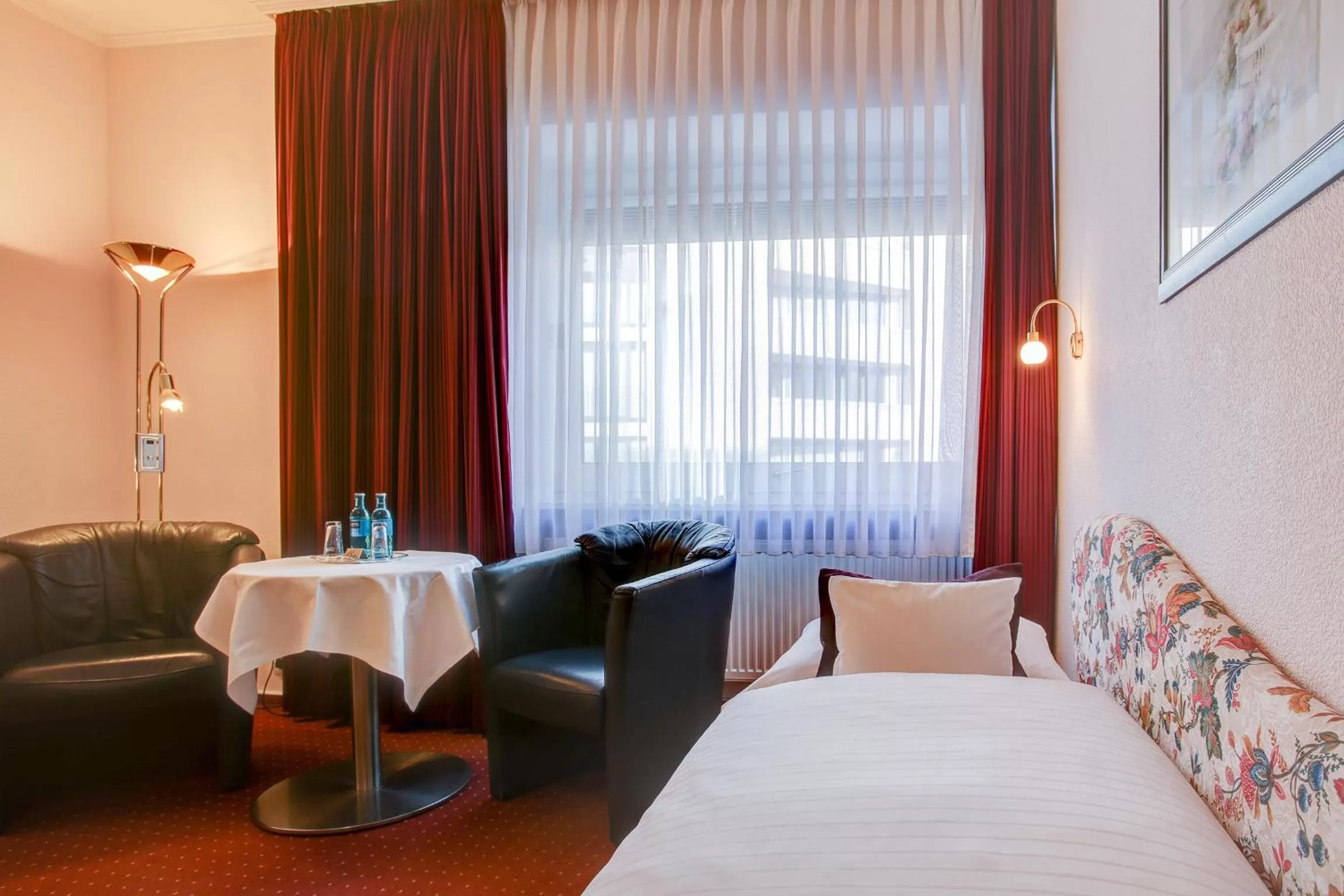 Decorative detail, Bed in Hotel Consul