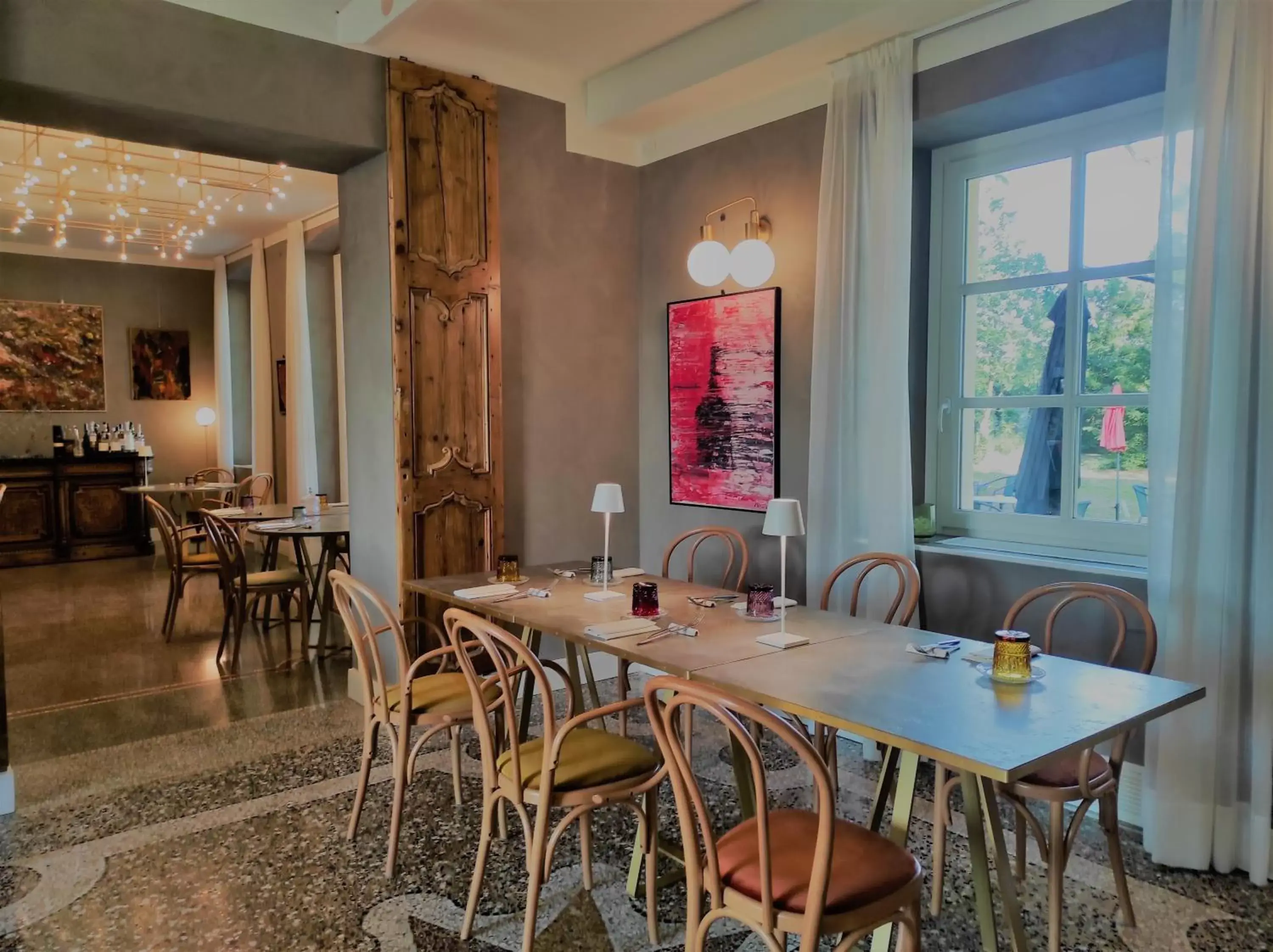 Restaurant/Places to Eat in Capriccio Art Hotel