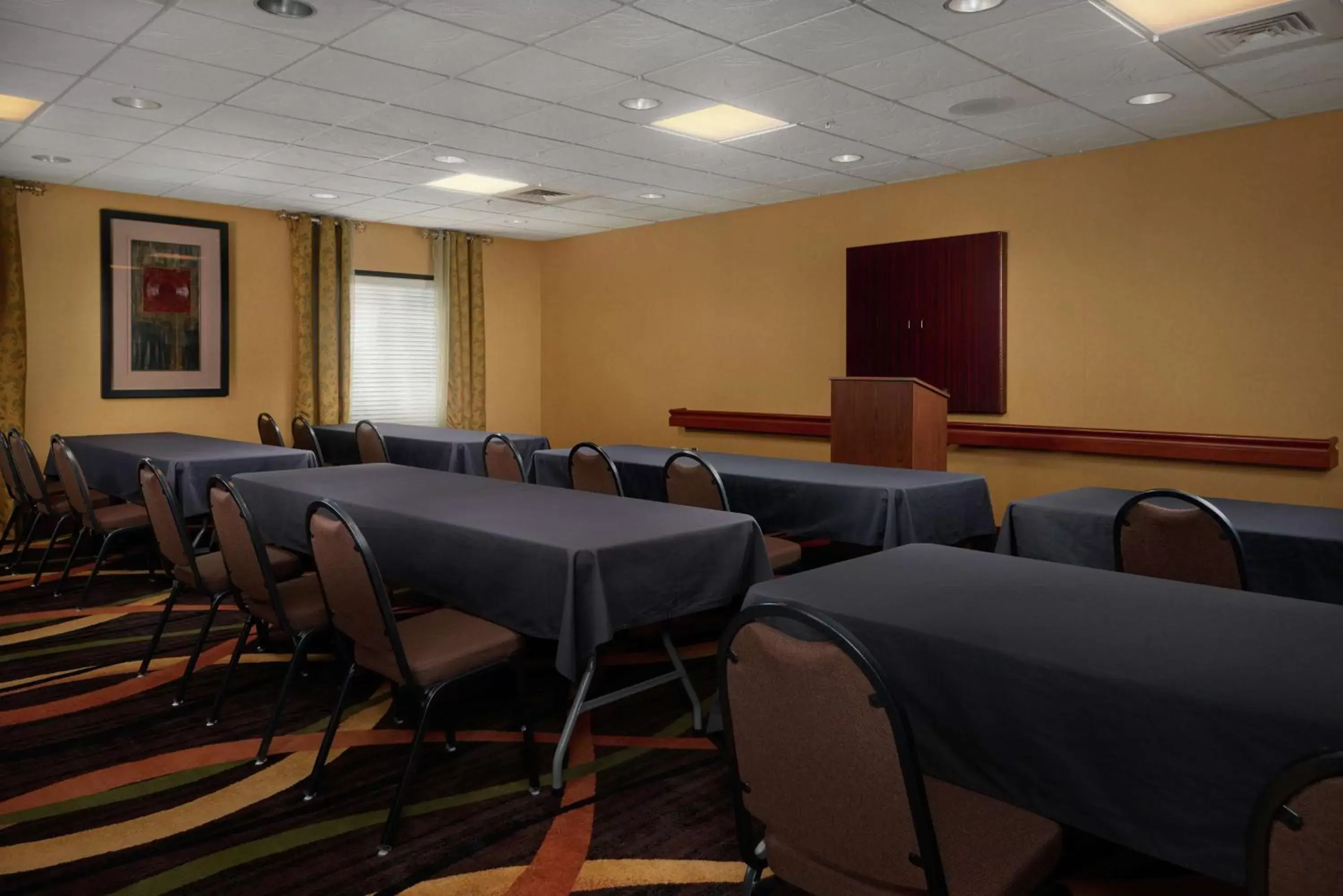 Meeting/conference room in Hampton Inn Shrewsbury