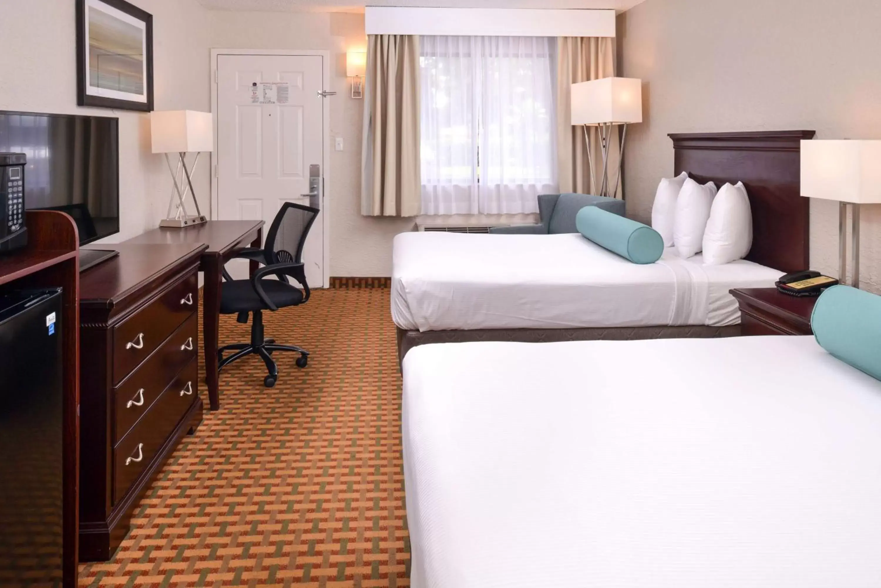 Photo of the whole room in Best Western International Drive - Orlando