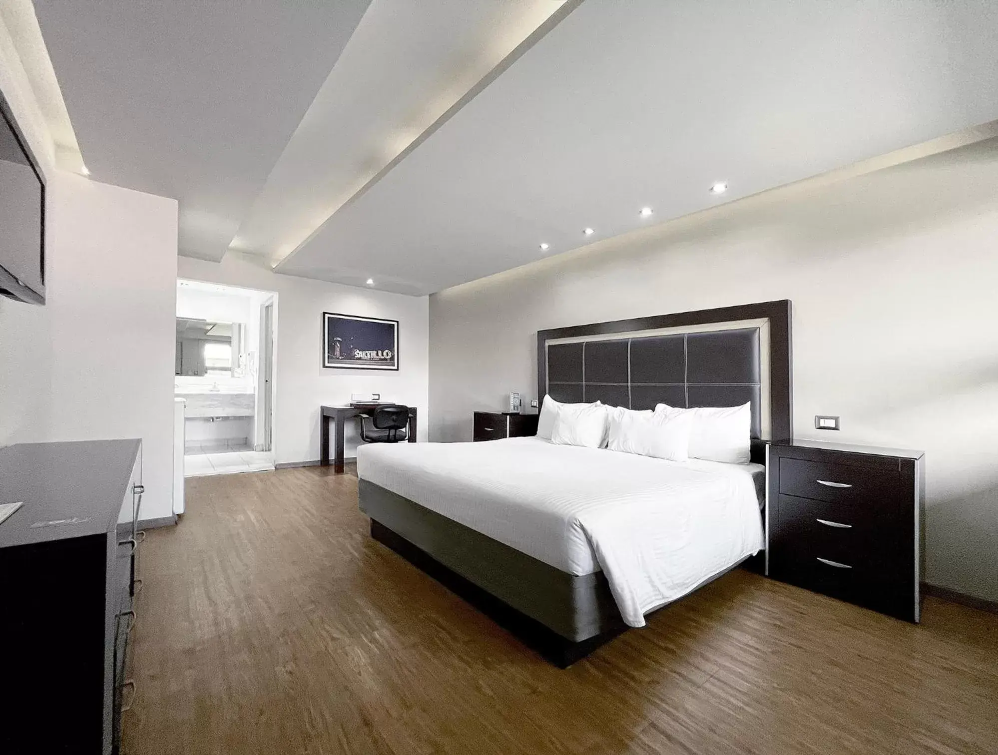 Bed in Quinta Dorada Hotel & Suites