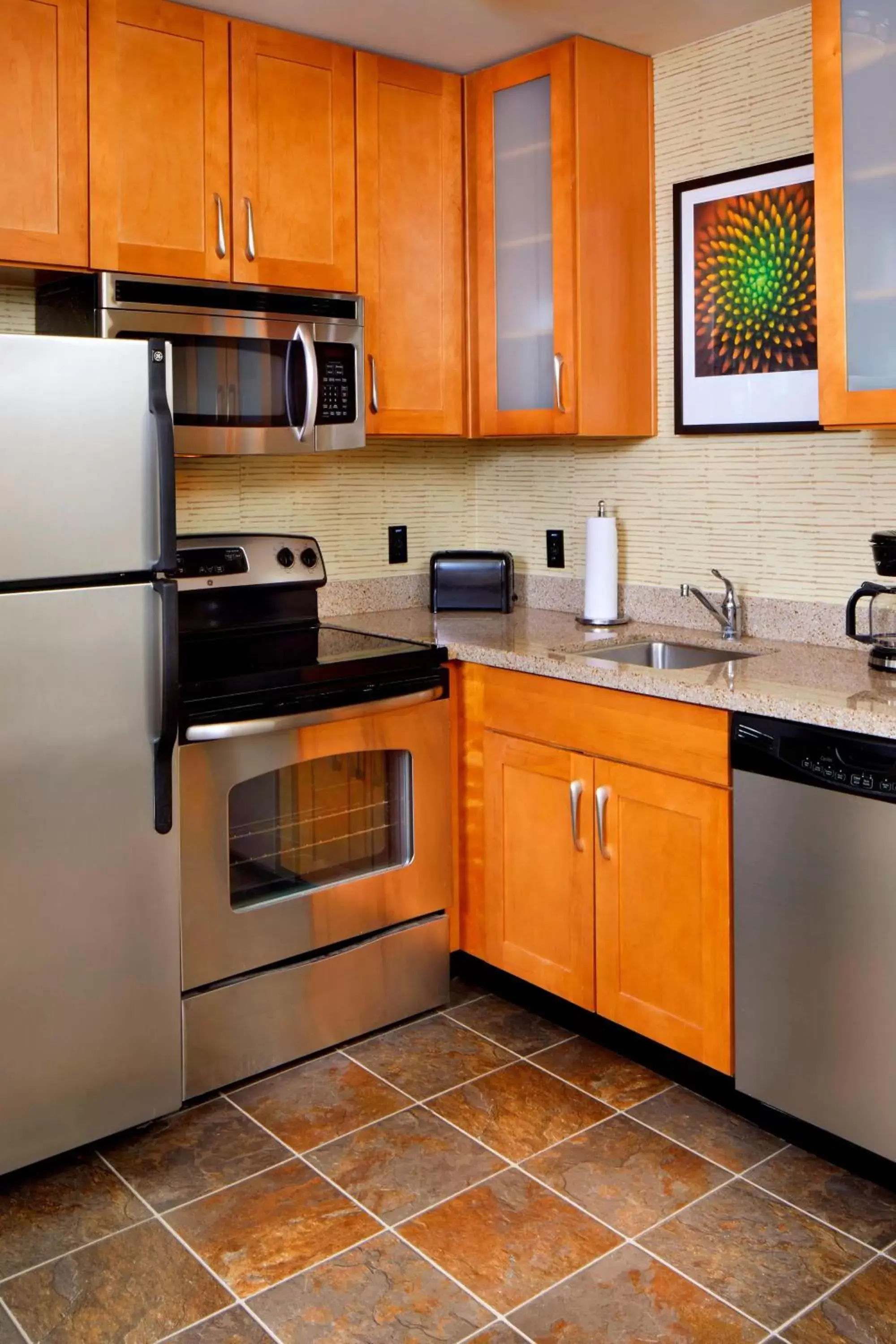 Kitchen or kitchenette, Kitchen/Kitchenette in Residence Inn by Marriott San Antonio Six Flags at The RIM