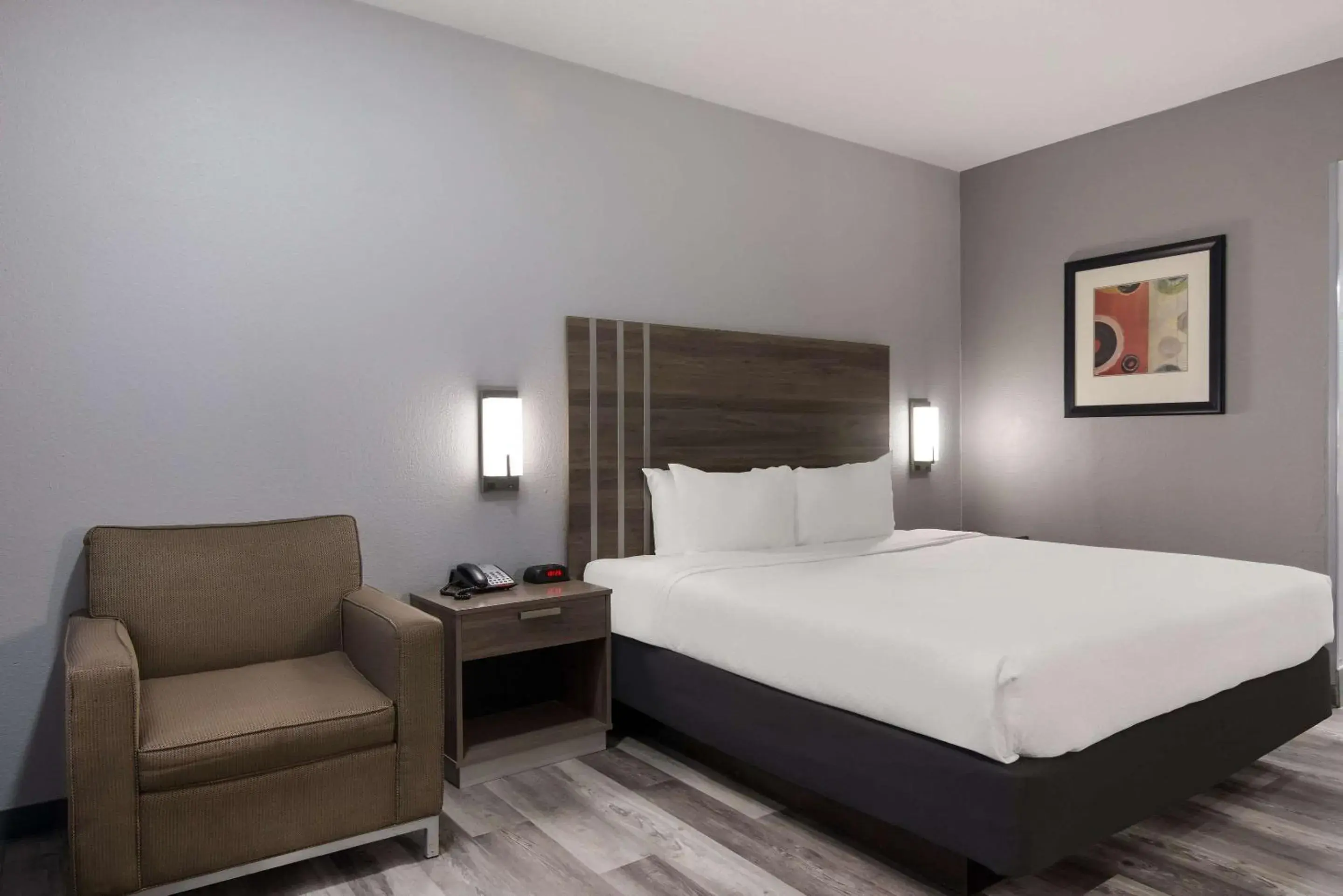 Bedroom, Bed in Quality Inn near Casinos and Convention Center