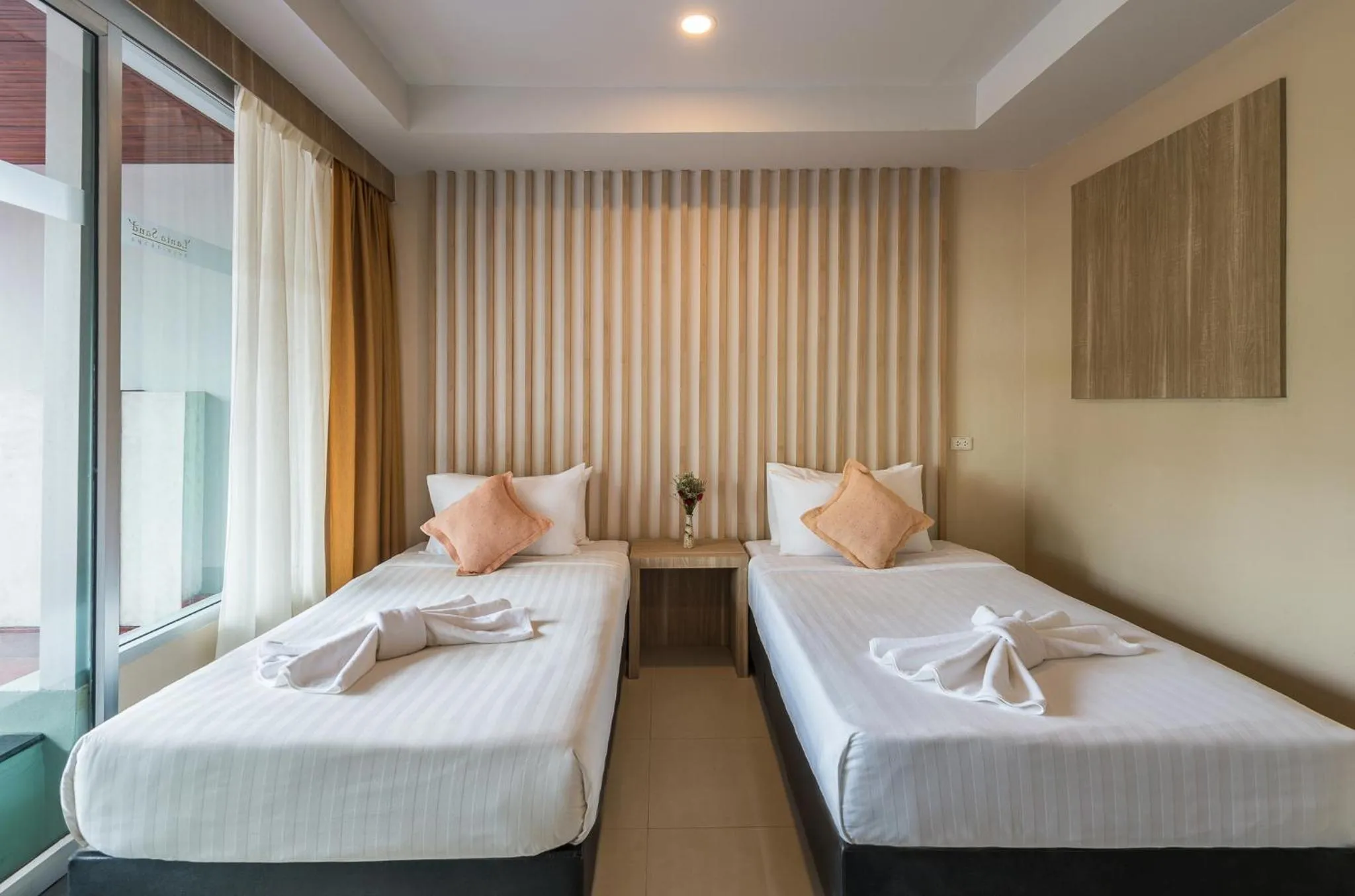 Bed in Lanta Sand Resort & Spa