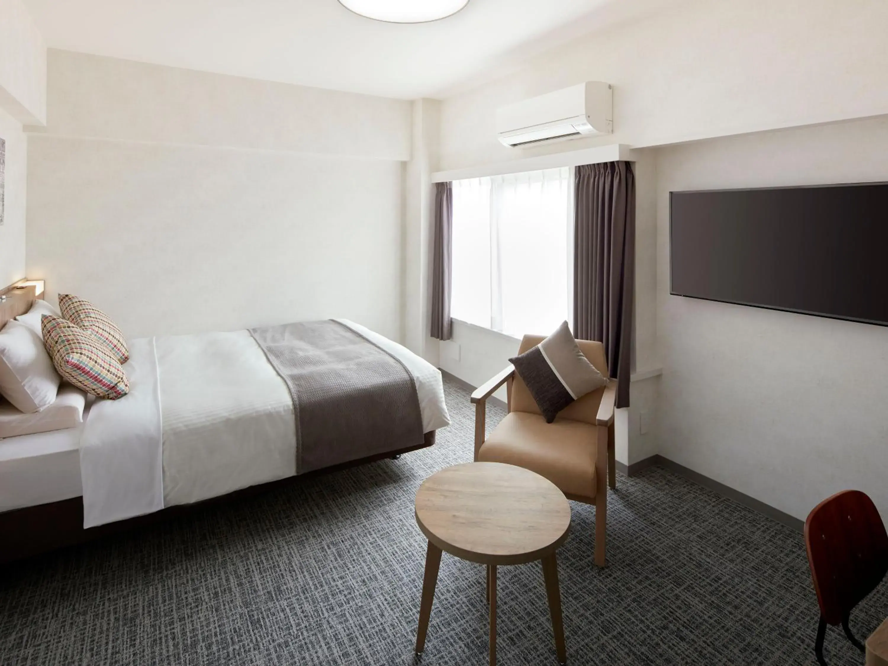 Standard Queen Room with Kitchen - single occupancy - House Keeping is Optional with Additional Cost - Non-Smoking in HOTEL MYSTAYS Kiyosumi Shirakawa Standard Queen Room with Kitchen - single occupancy - House Keeping is Optional with Additional Cost - Non-Smoking in HOTEL MYSTAYS Kiyosumi Shirakawa