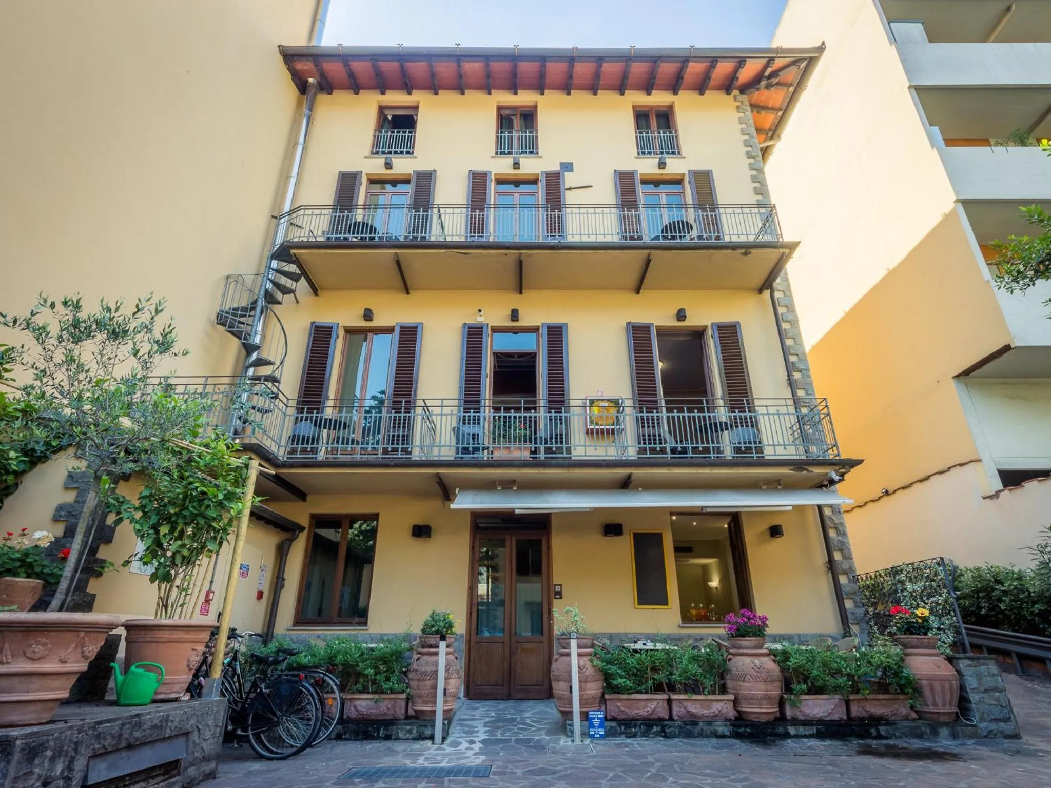 Property building in Hotel Panama