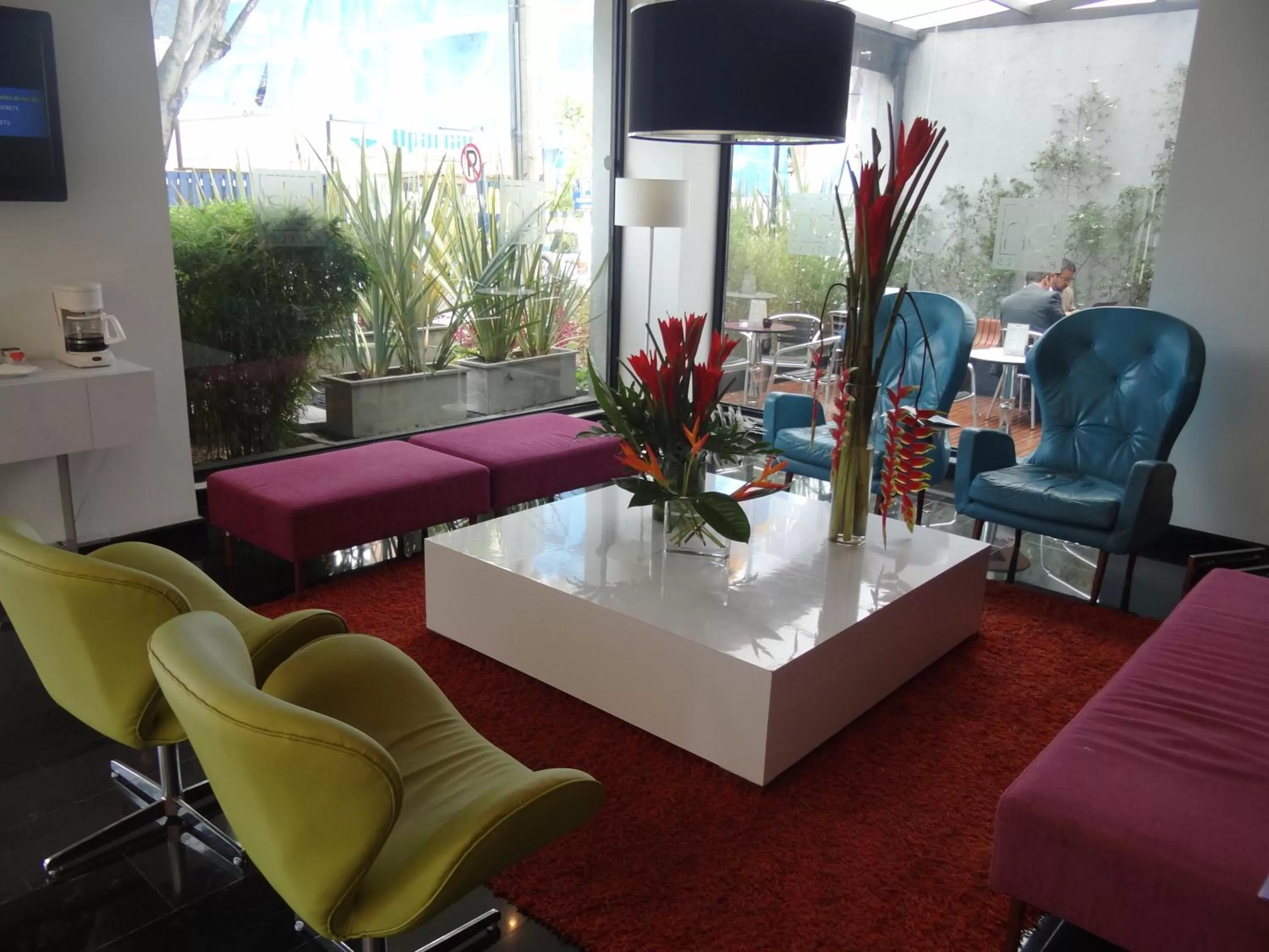 Lounge or bar in Hotel bh Parque 93