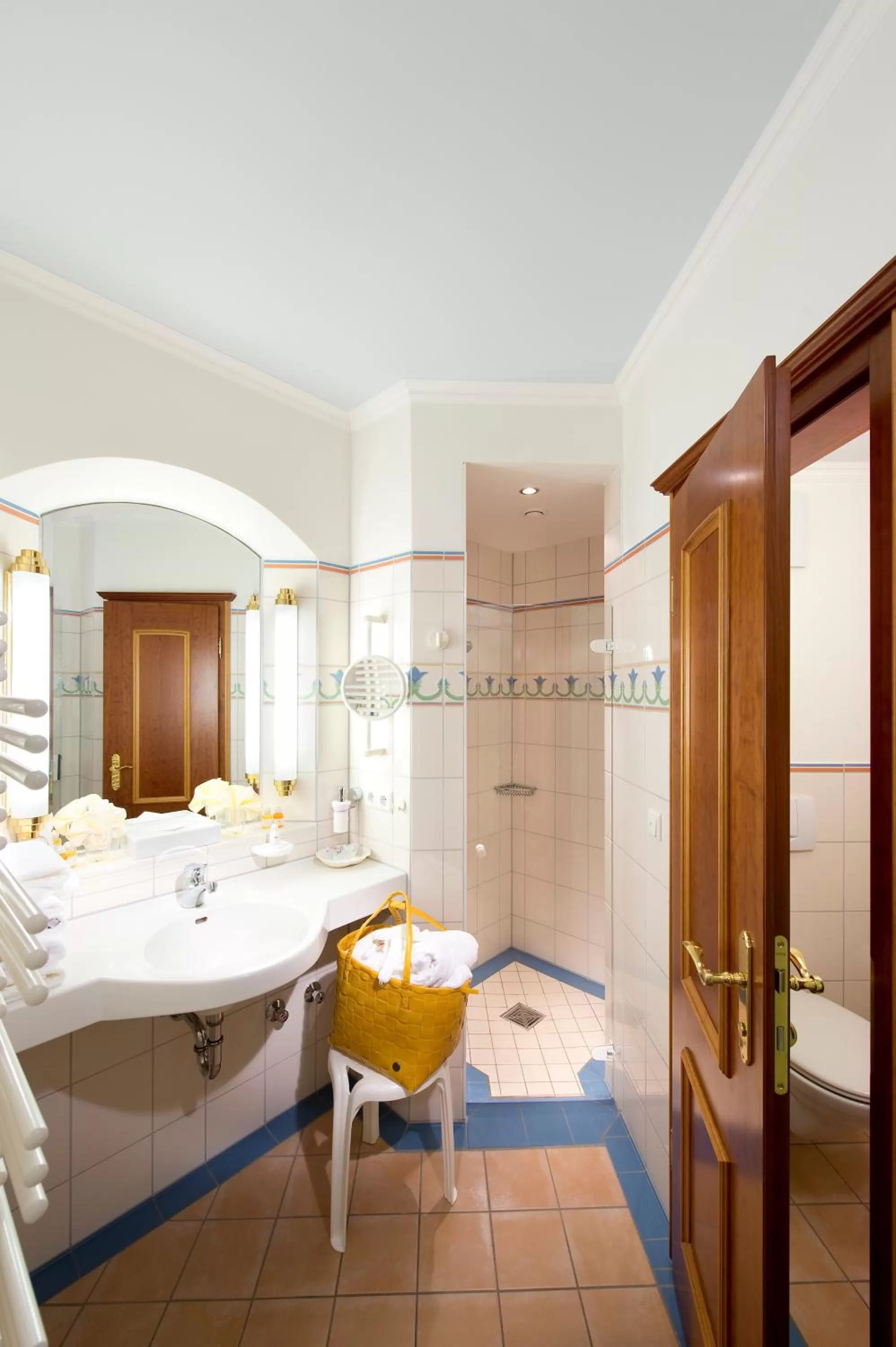 Bathroom in Parkhotel