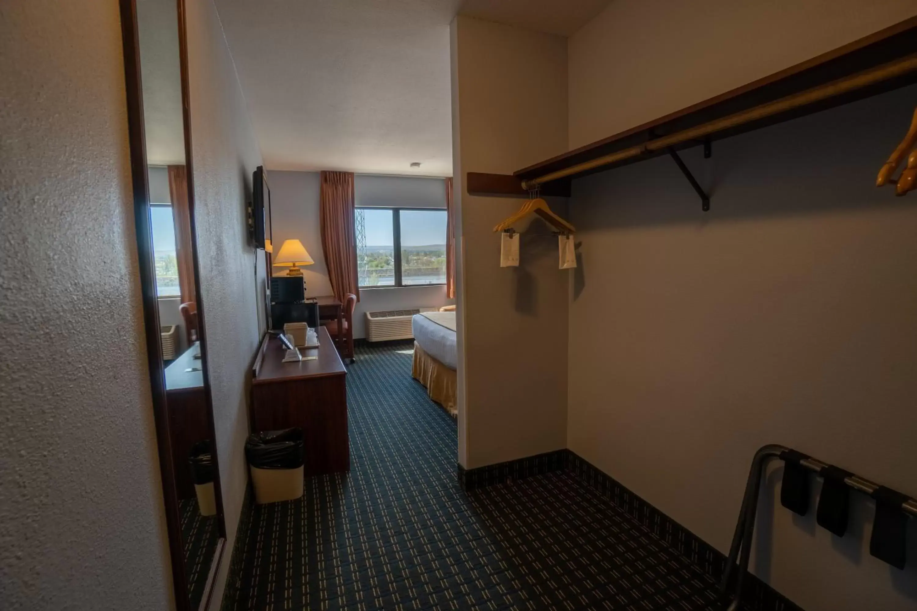 Bathroom in Clover Island Inn