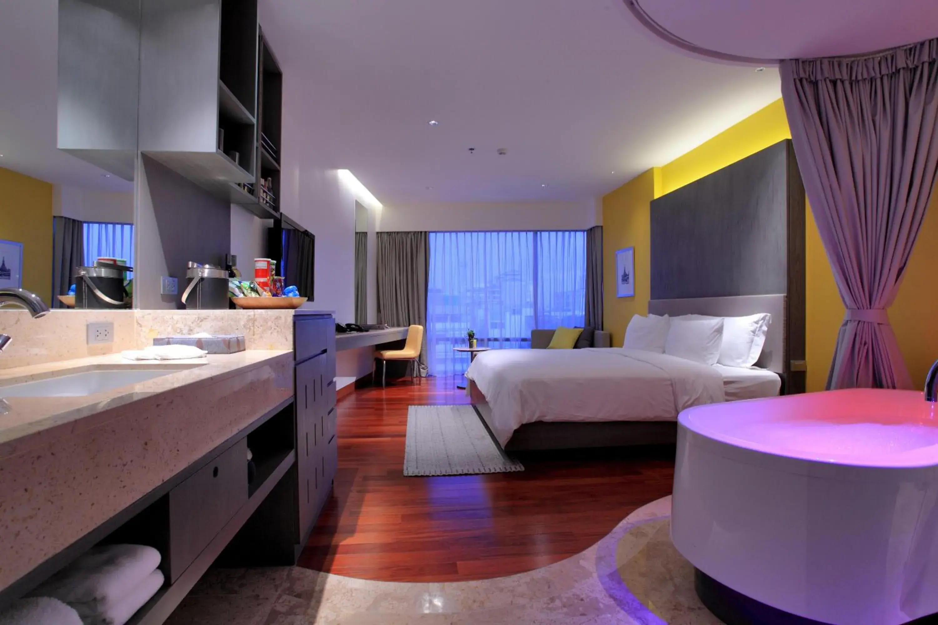 Photo of the whole room, Bathroom in LiT BANGKOK Hotel - SHA Extra Plus