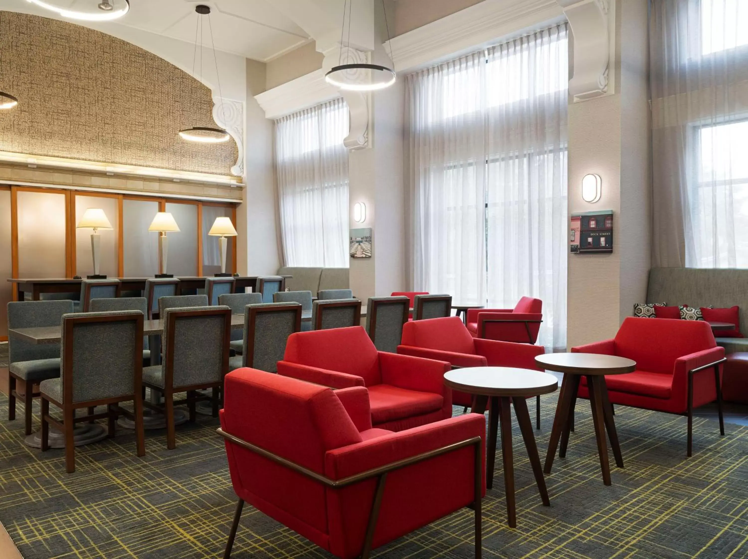 Lobby or reception, Lounge/Bar in Hampton Inn & Suites Arundel Mills/Baltimore