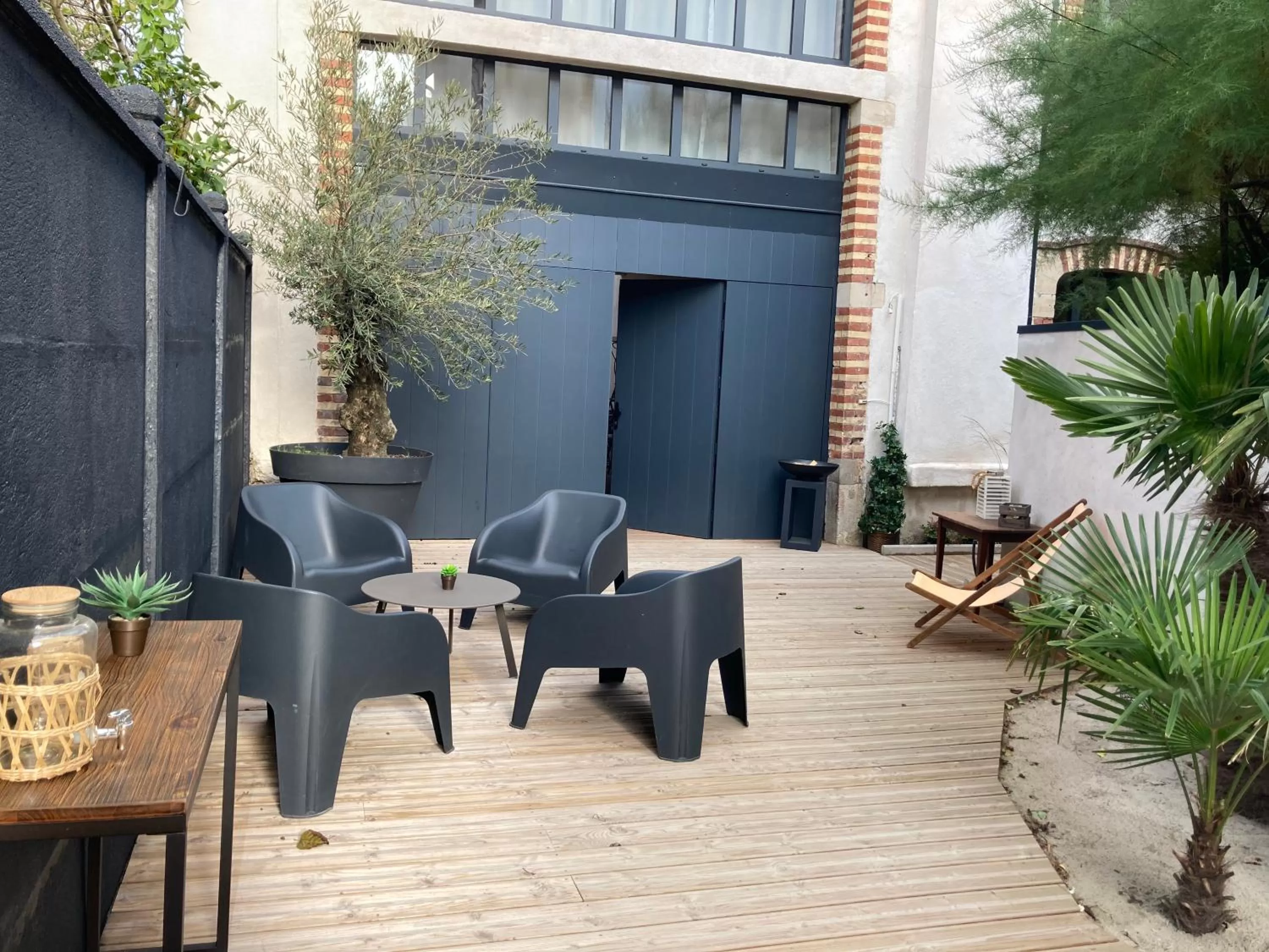 Garden in Maison d'hotes L'atelier du Charmois