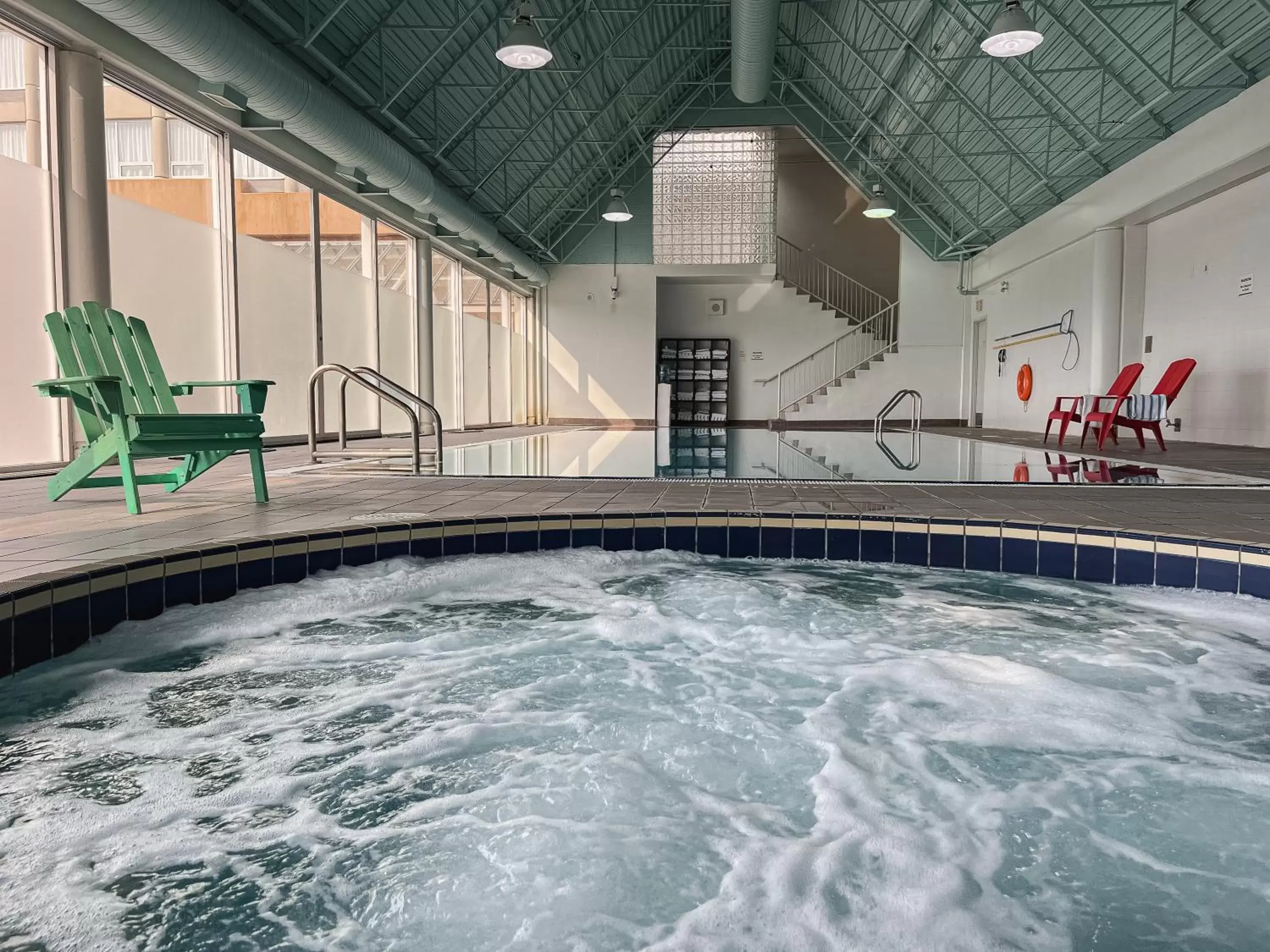 Hot Tub, Swimming Pool in Coast Chilliwack Hotel by APA