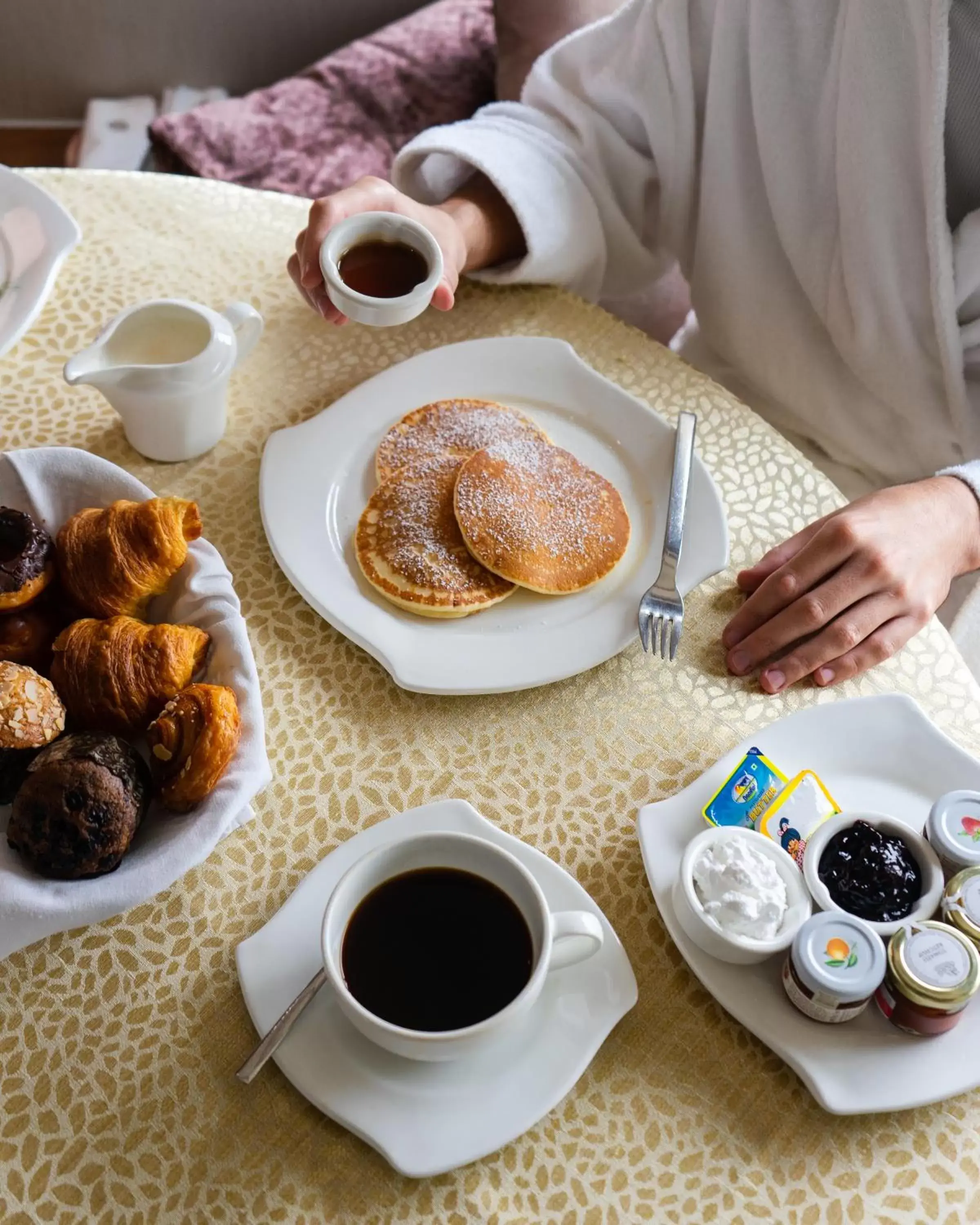 Food and drinks, Breakfast in Shangri-La Eros New Delhi