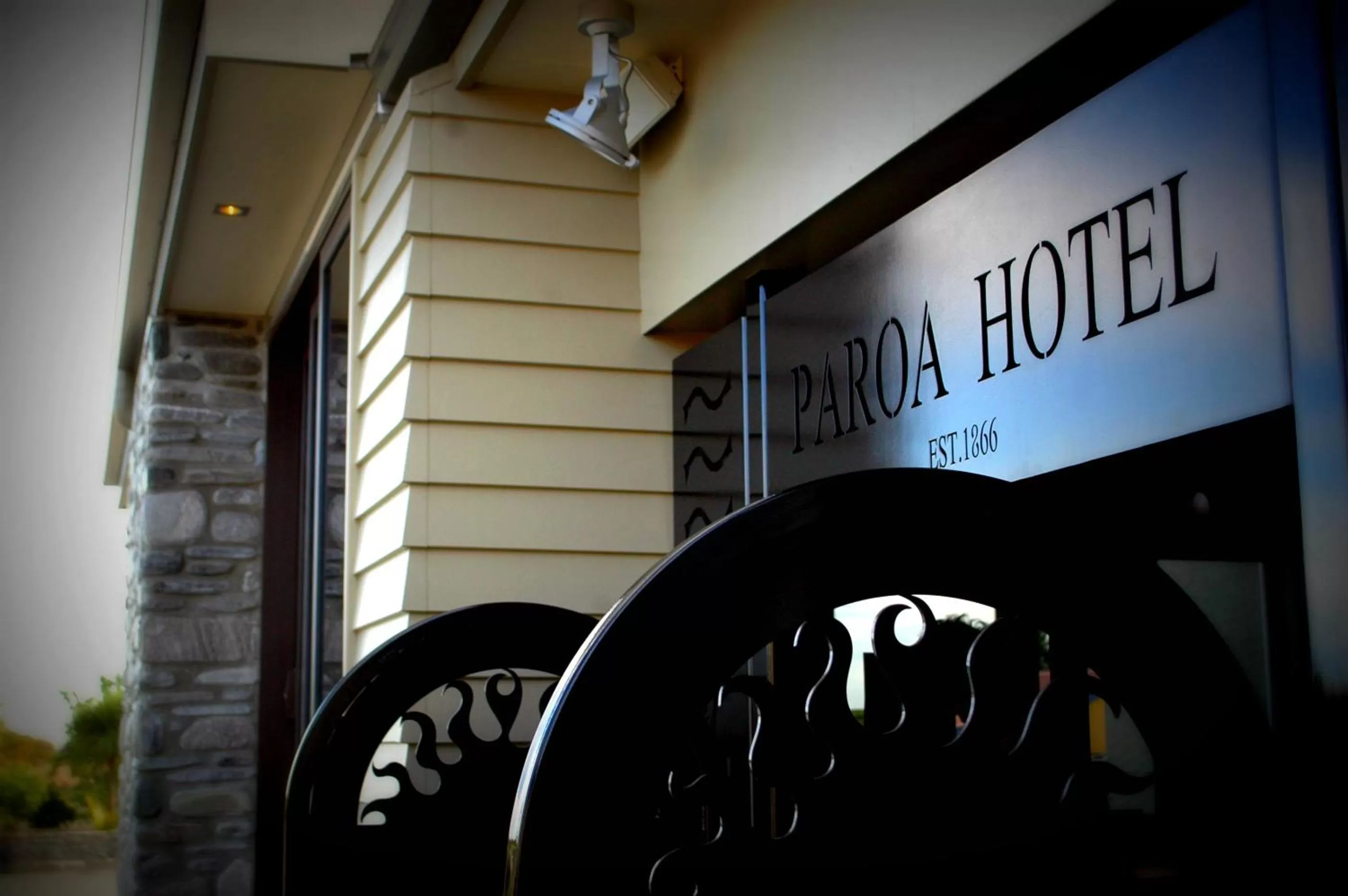 Restaurant/places to eat in Paroa Hotel