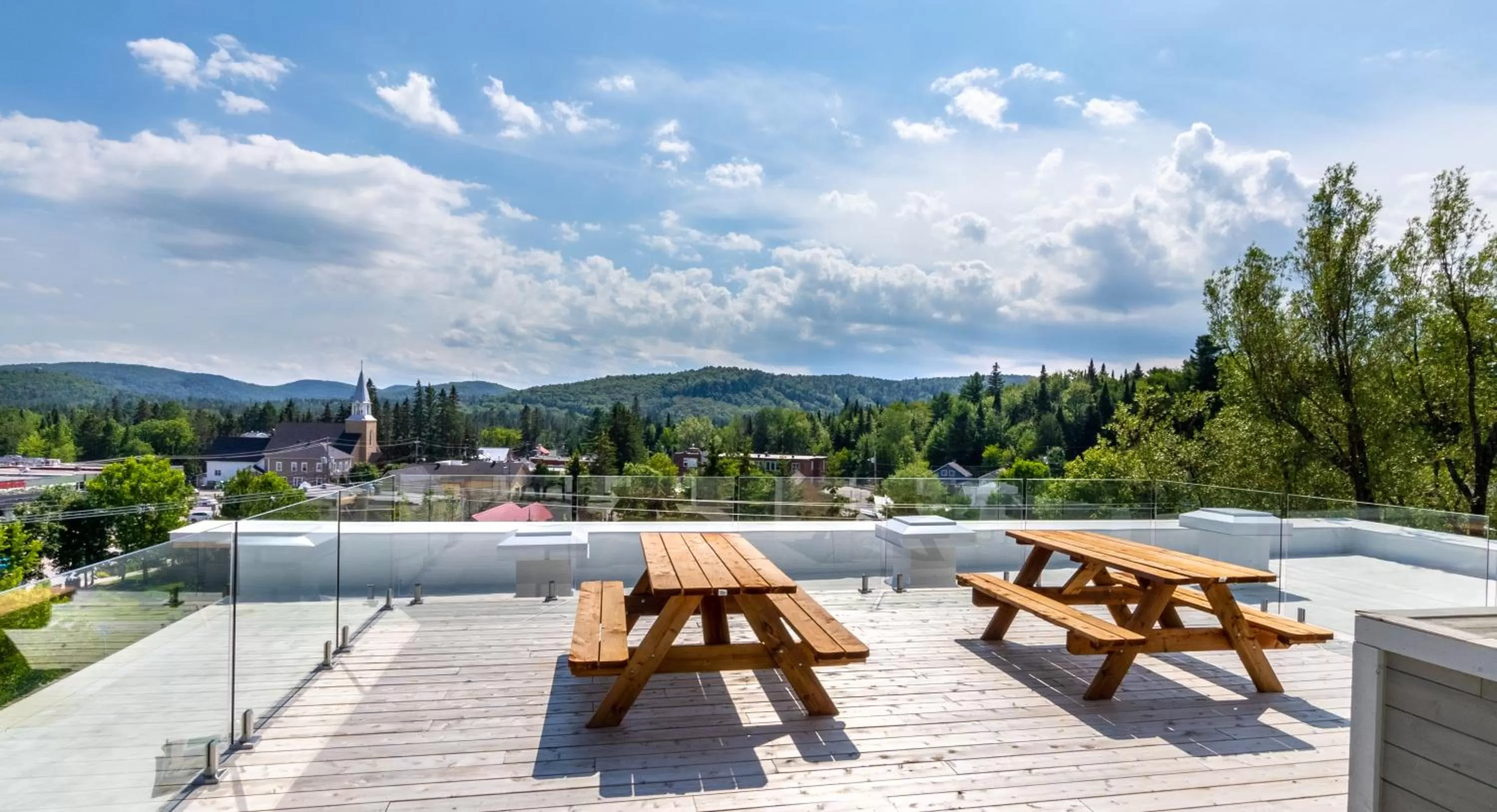 Spring in Hôtel Val-David - Appartements de la Gare