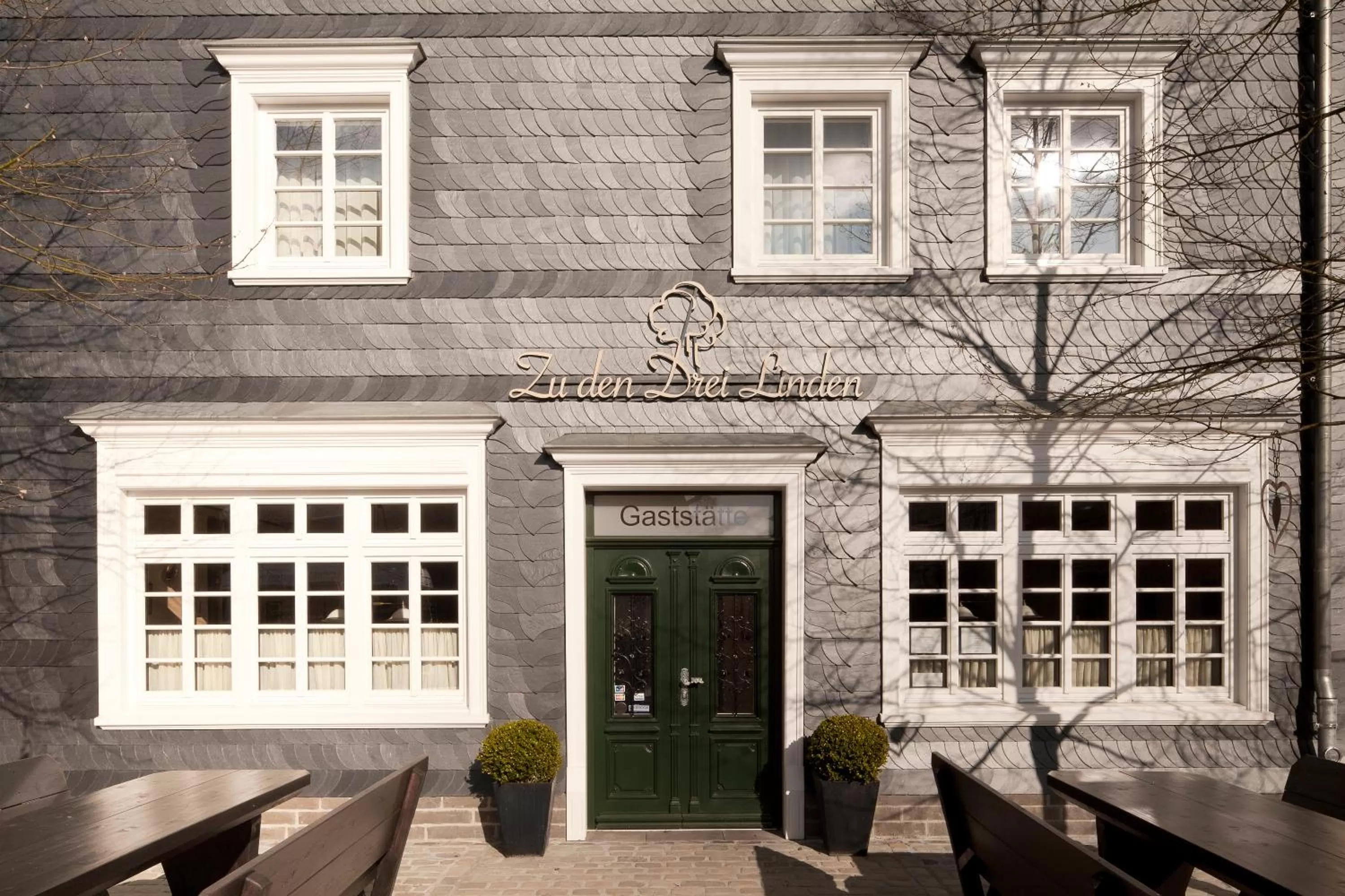 Facade/entrance in Zu den Drei Linden