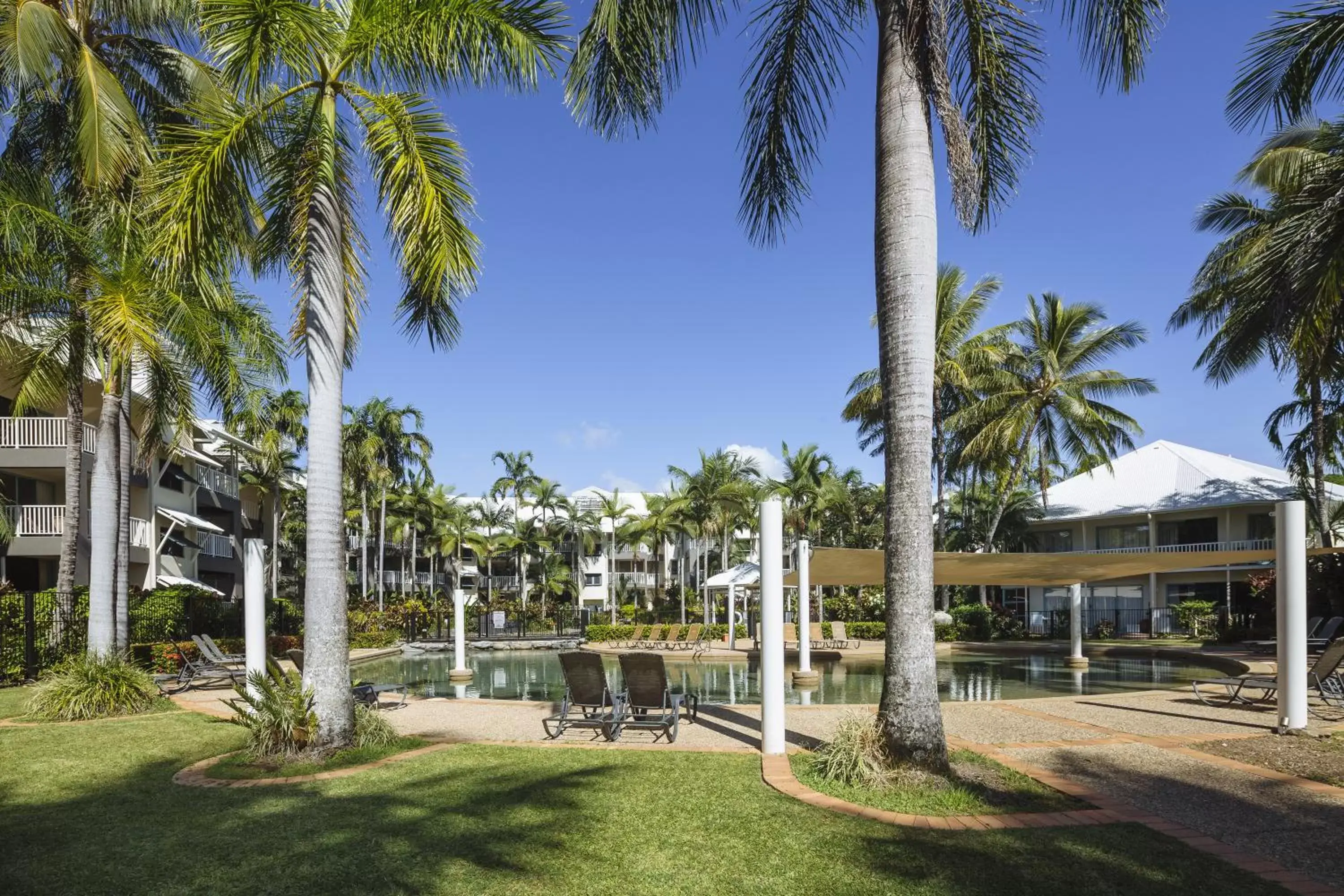 Property building, Garden in Coral Sands Beachfront Resort