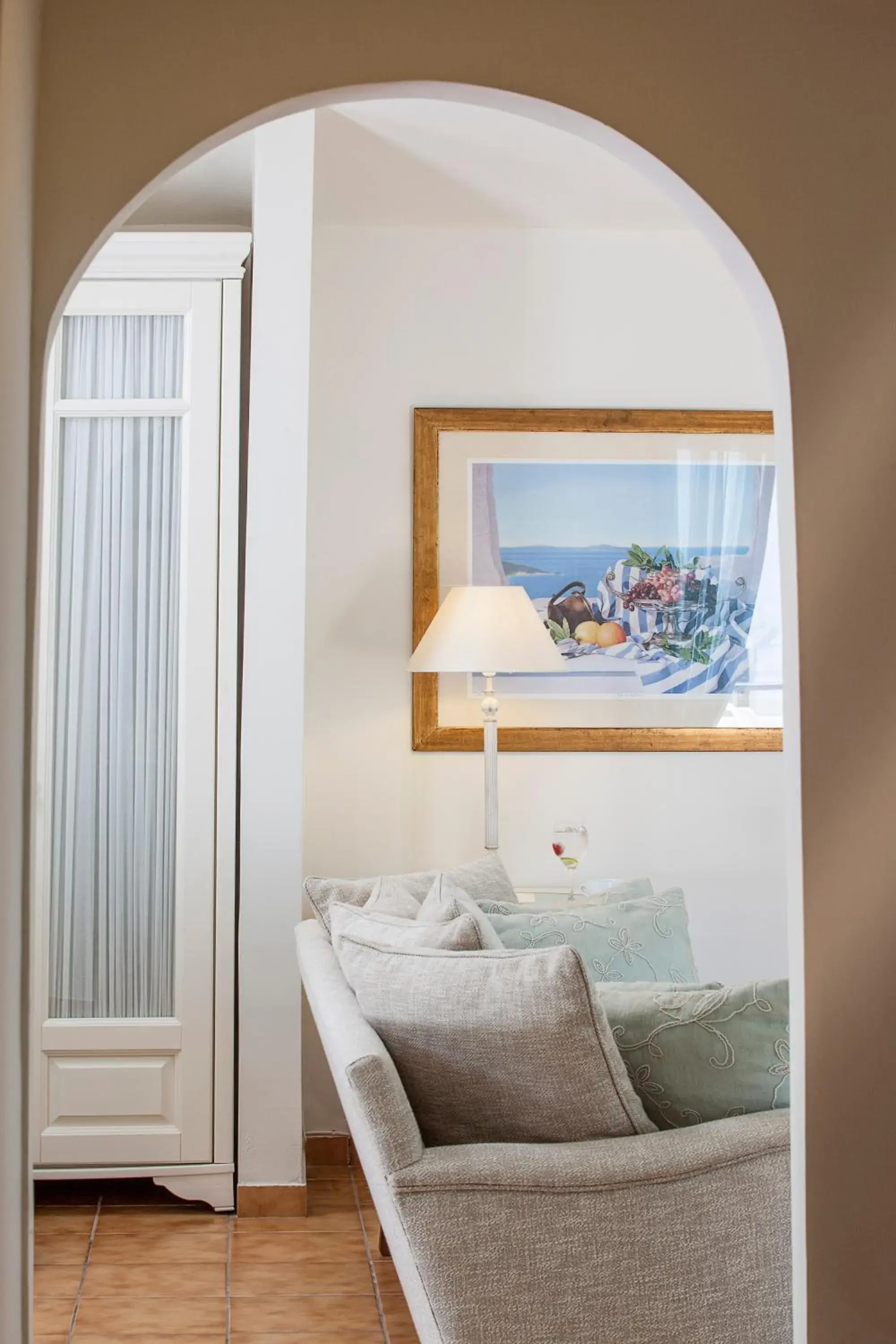 Living room, Bed in Aegean Suites Hotel