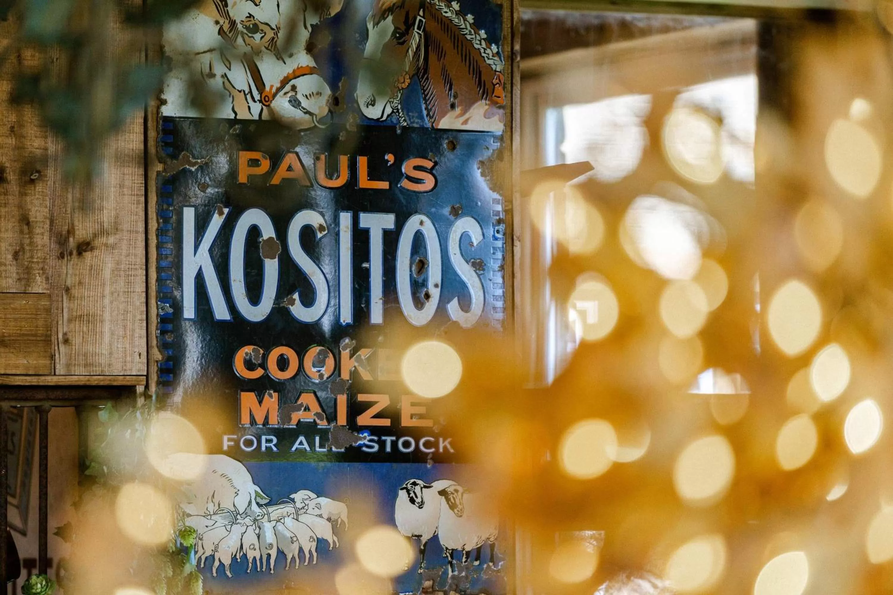 Restaurant/places to eat in Sneaton Castle