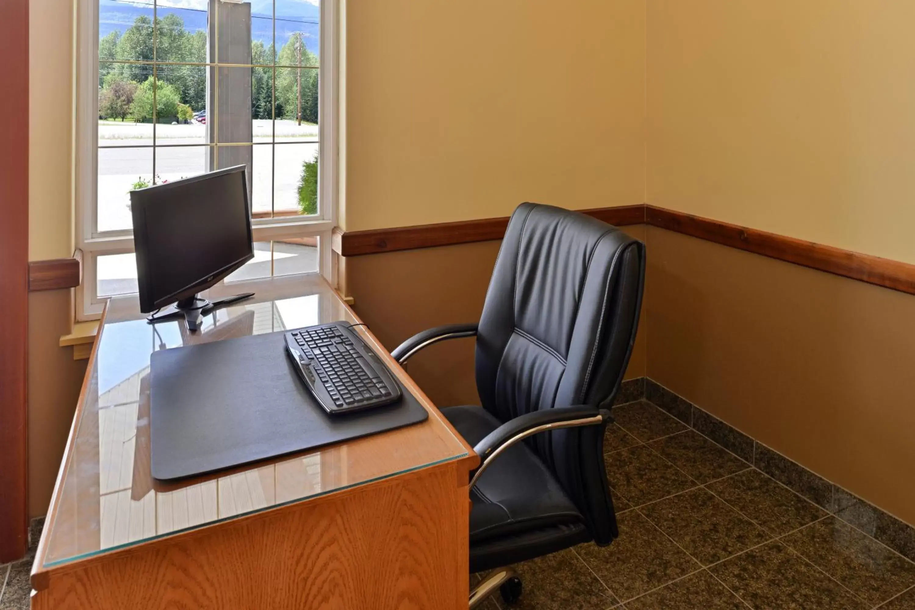 Business facilities in Canadas Best Value Inn Valemount