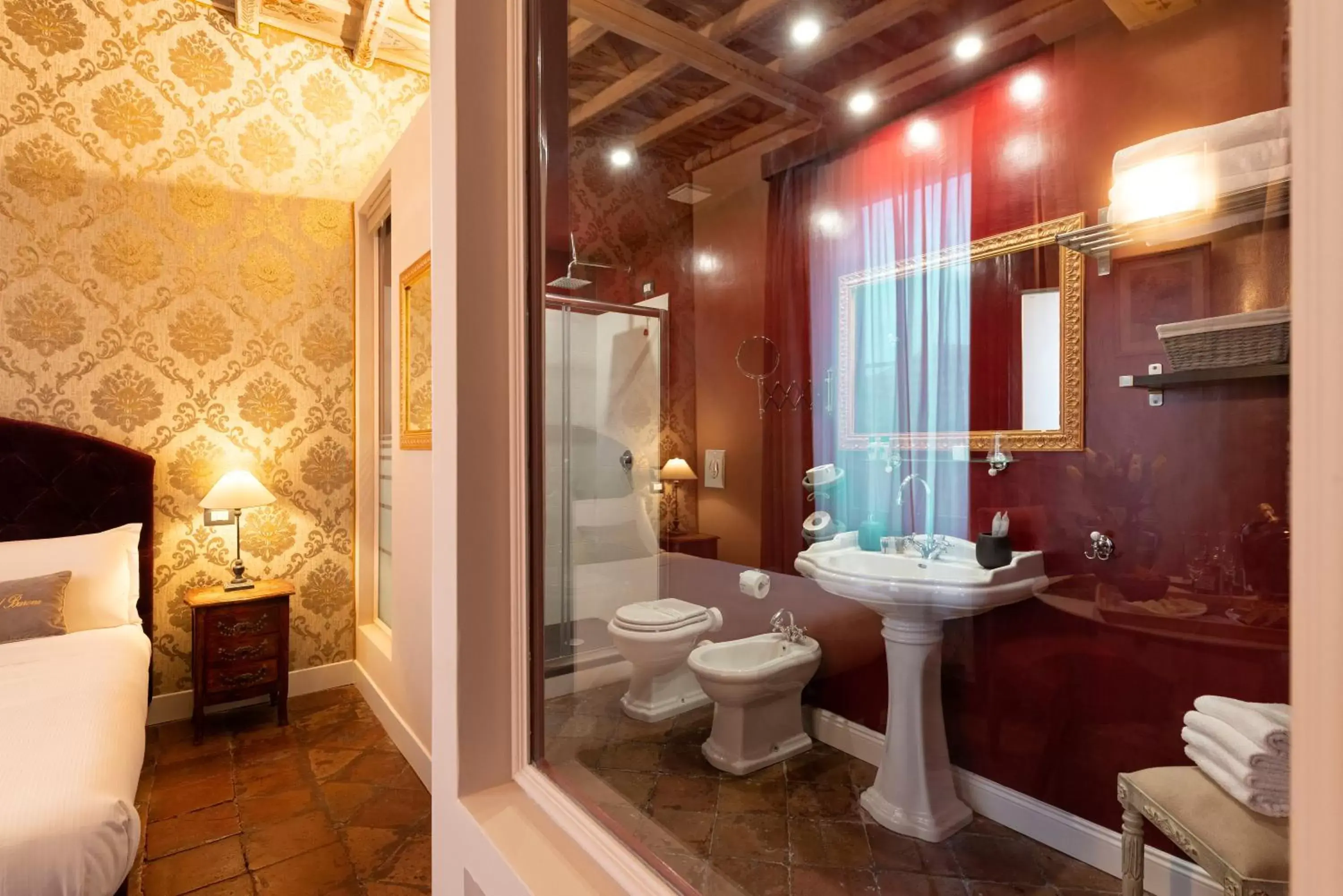 Bathroom in Le Suite del Barone