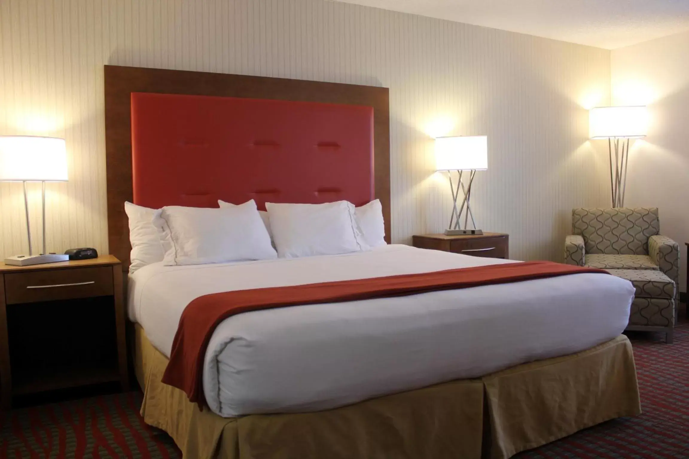 Holiday Inn Express Boston-Milford by IHG Holiday Inn Express Boston-Milford by IHG
