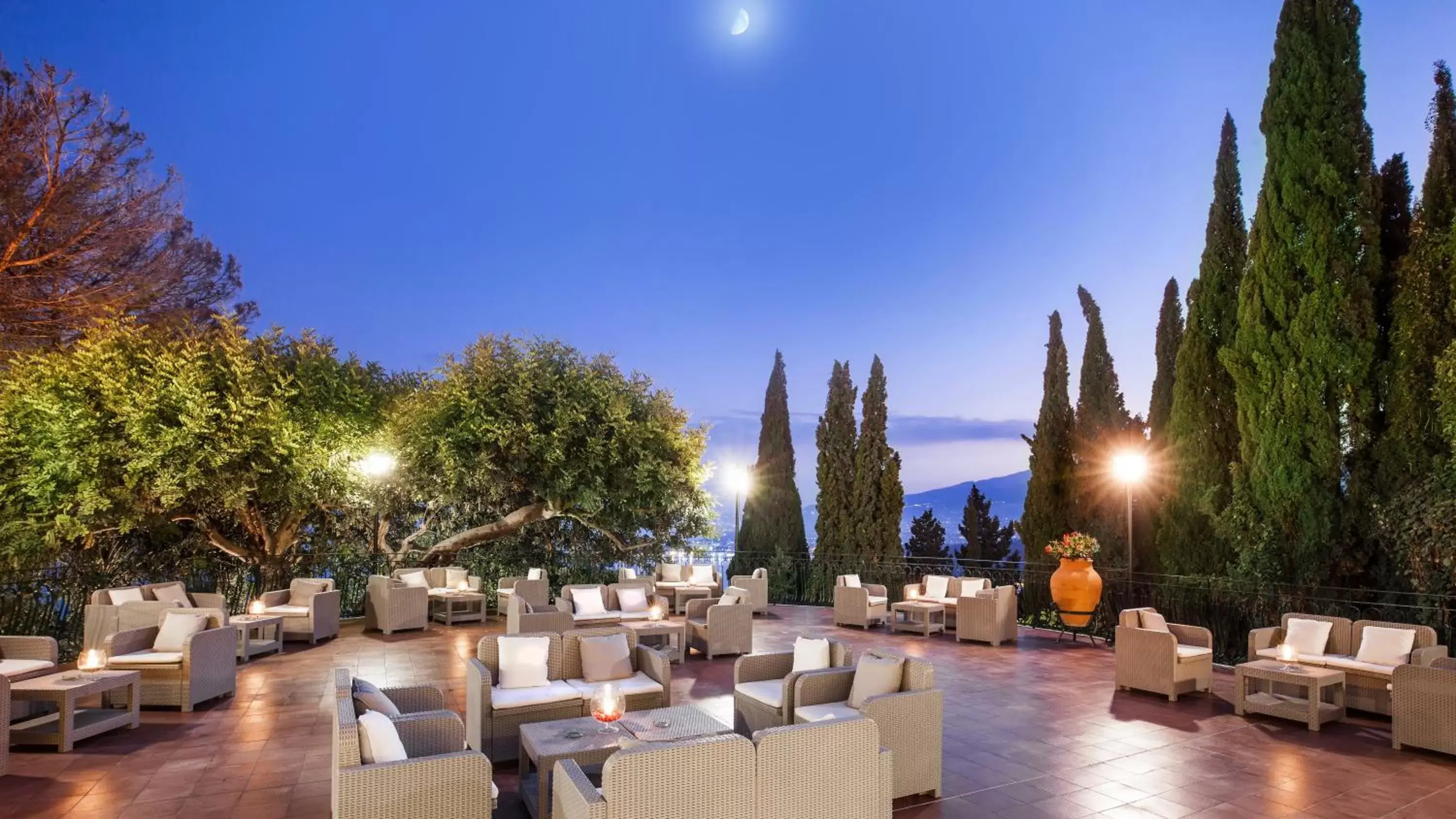 Patio, Restaurant/Places to Eat in Hotel Villa Diodoro