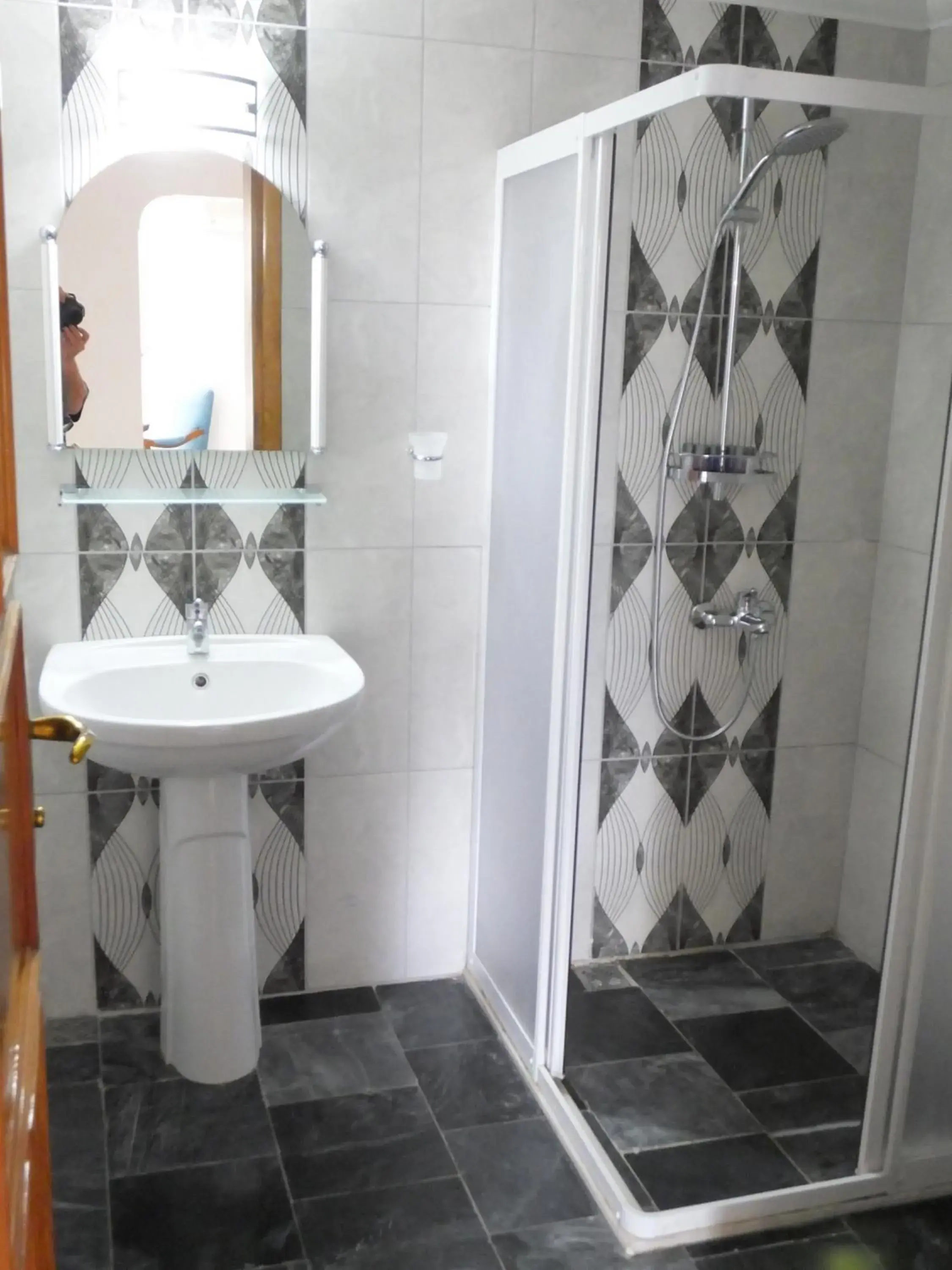 Shower, Bathroom in Urcu Hotel