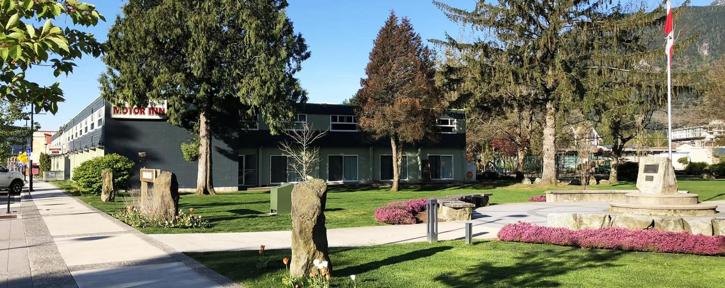 Property building in August Jack Inn