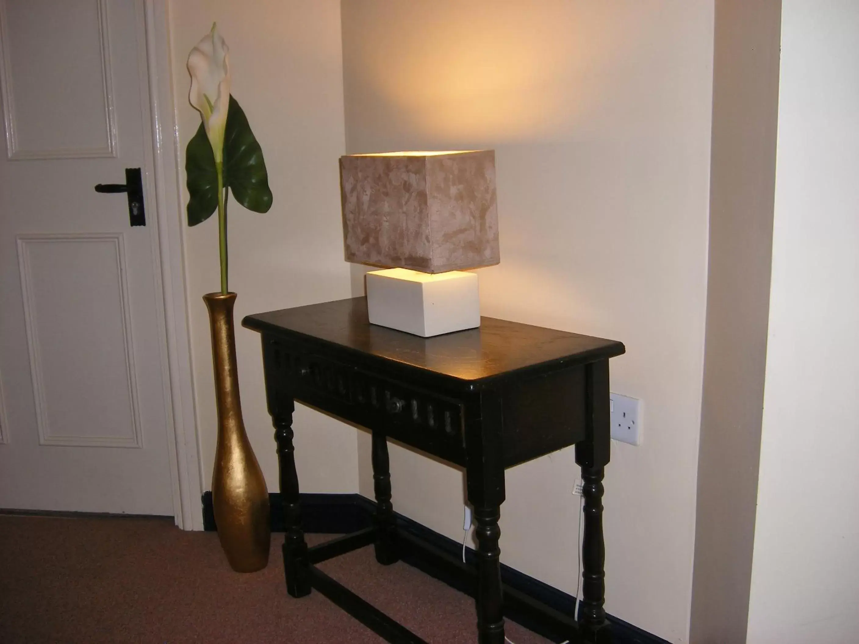 Decorative detail, TV/Entertainment Center in The Kings Head Hotel