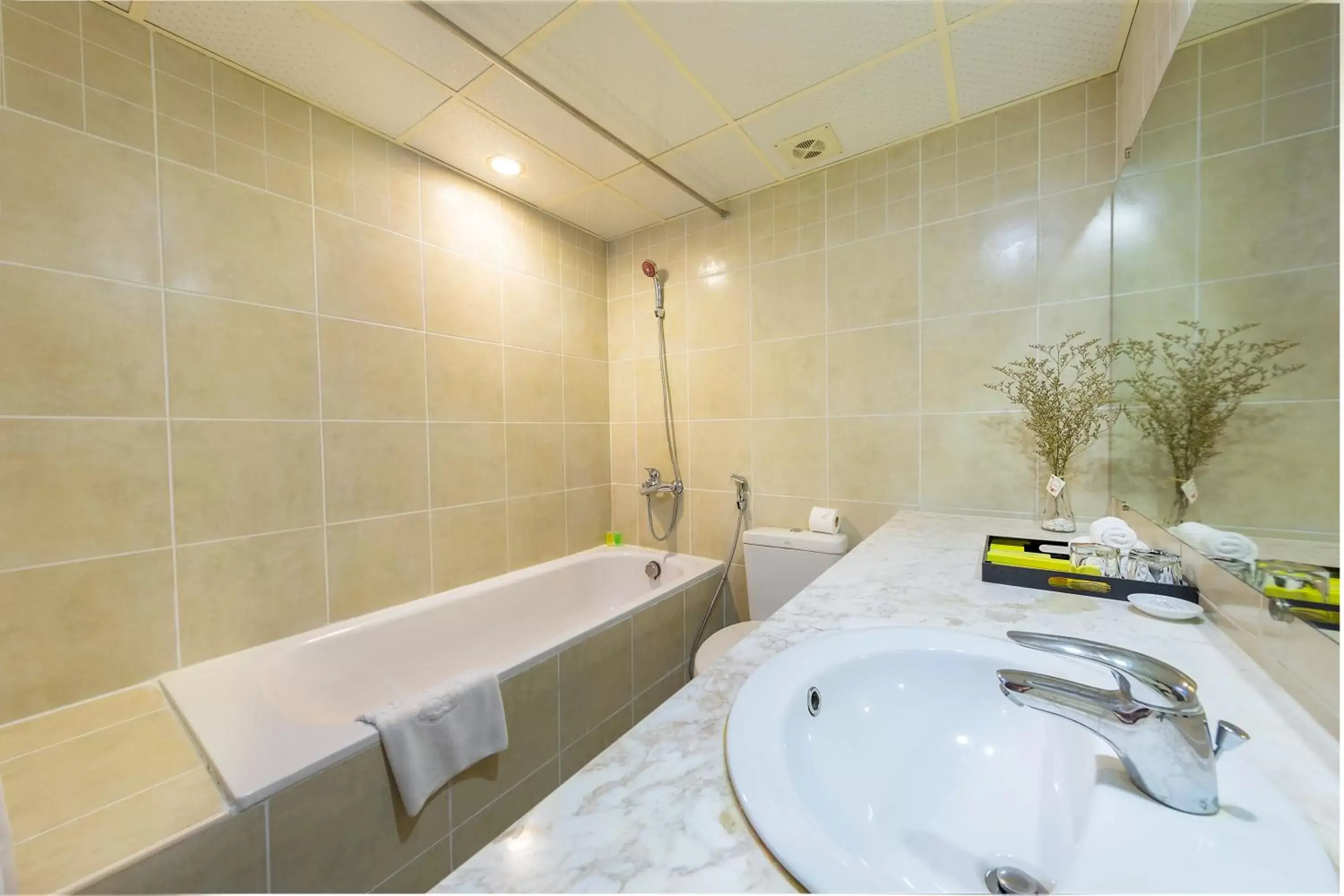 Shower, Bathroom in La Dolce Vita Hotel