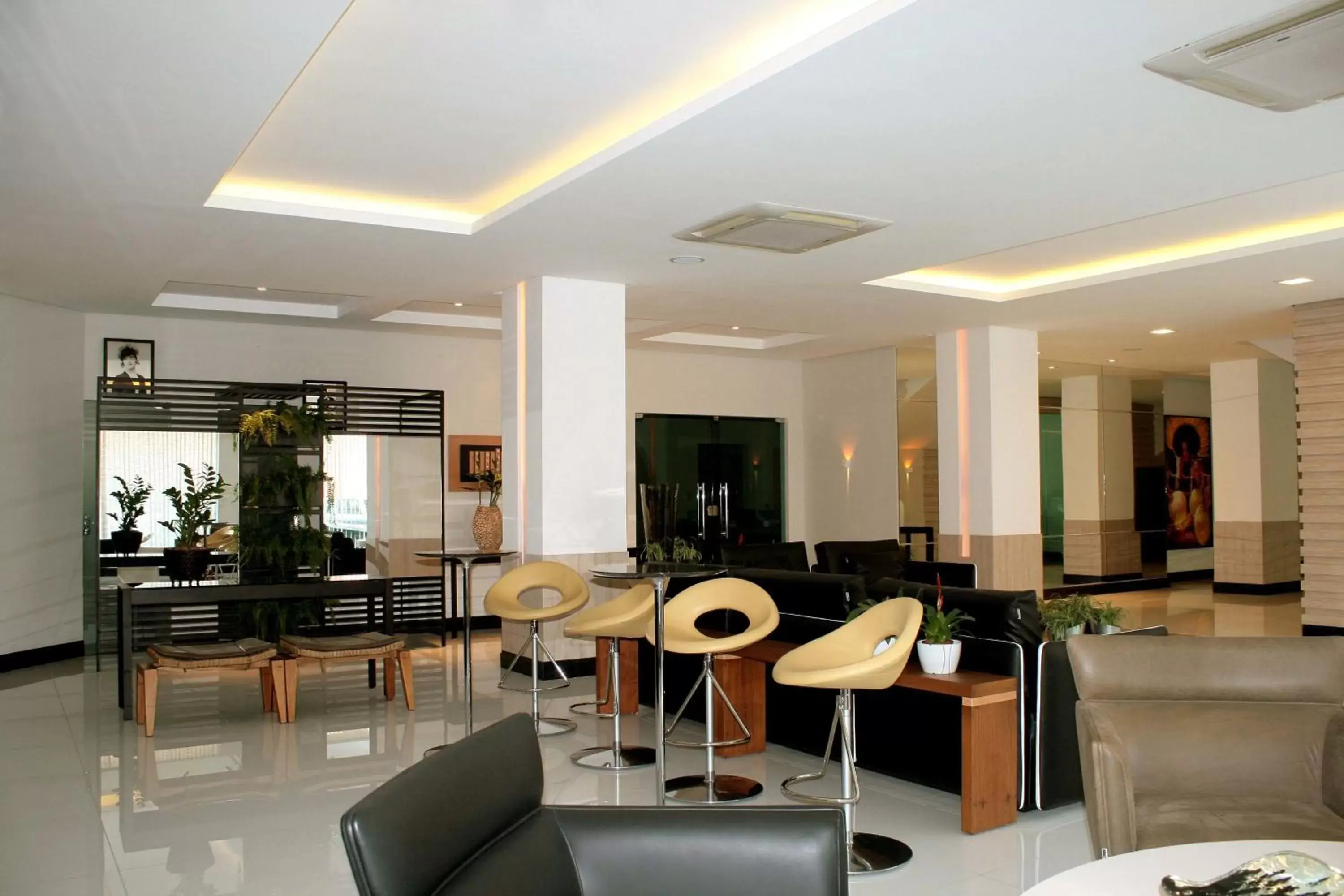 Lobby or reception, Lounge/Bar in Posseidon Hotel