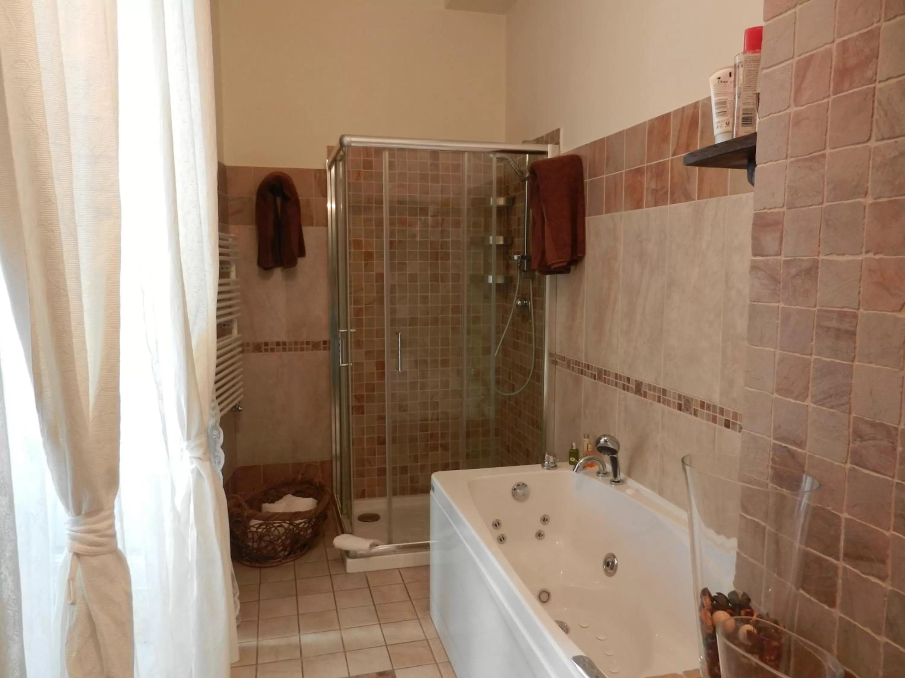 Bathroom in RossoCorallo B&B