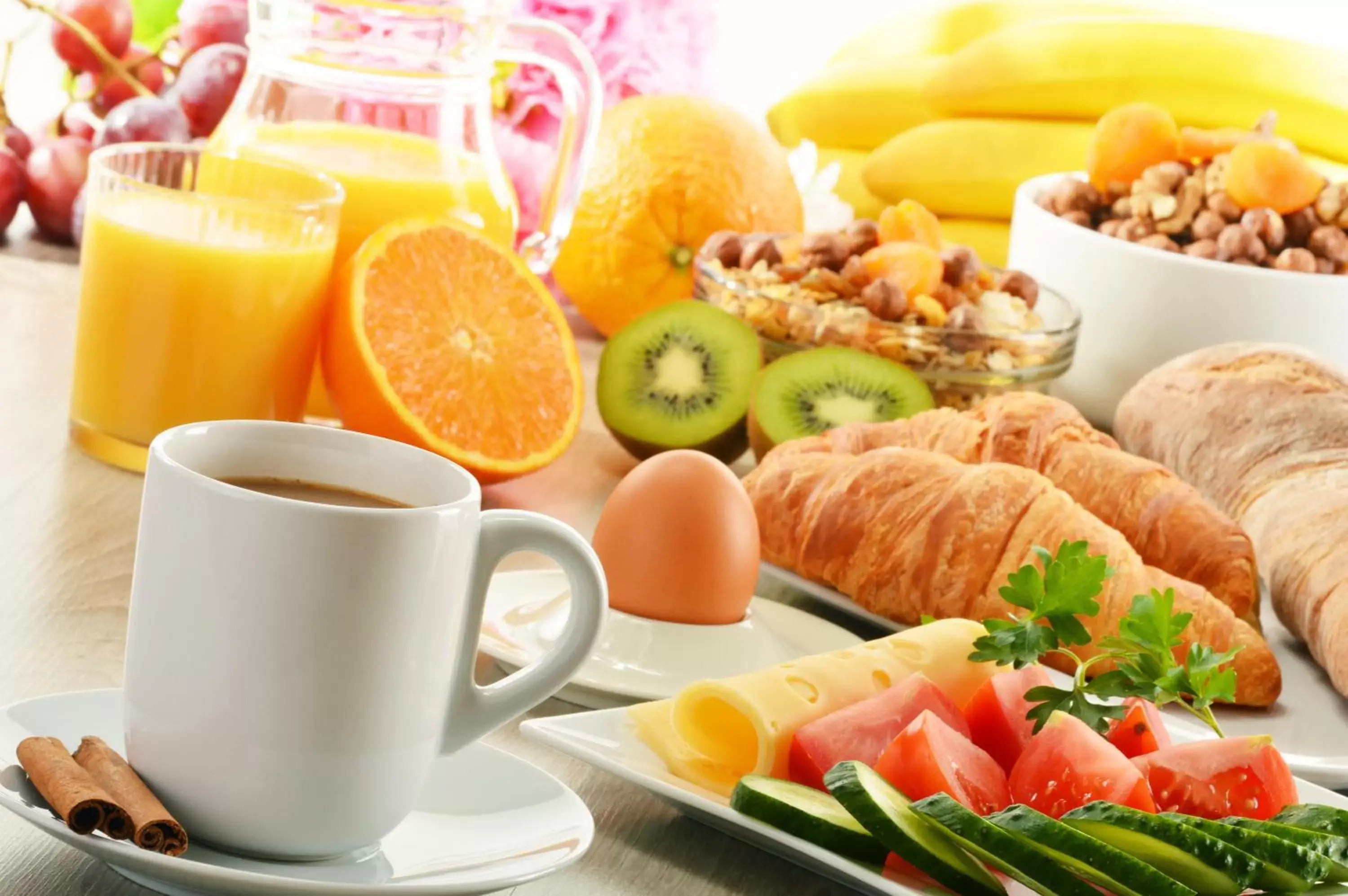 Breakfast in Atenea Park Suites & Apartments