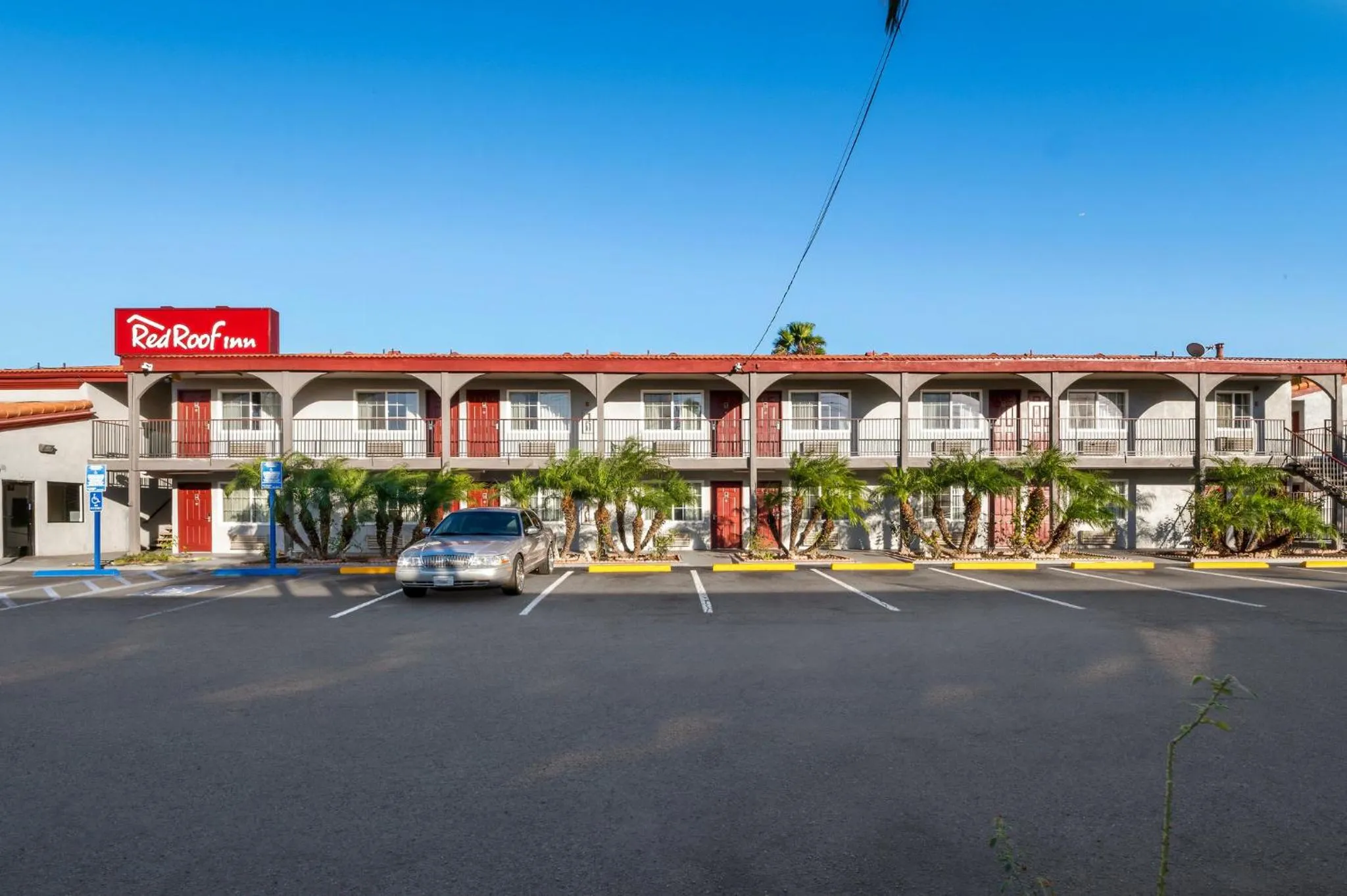 Property building in Red Roof Inn Los Angeles - Bellflower