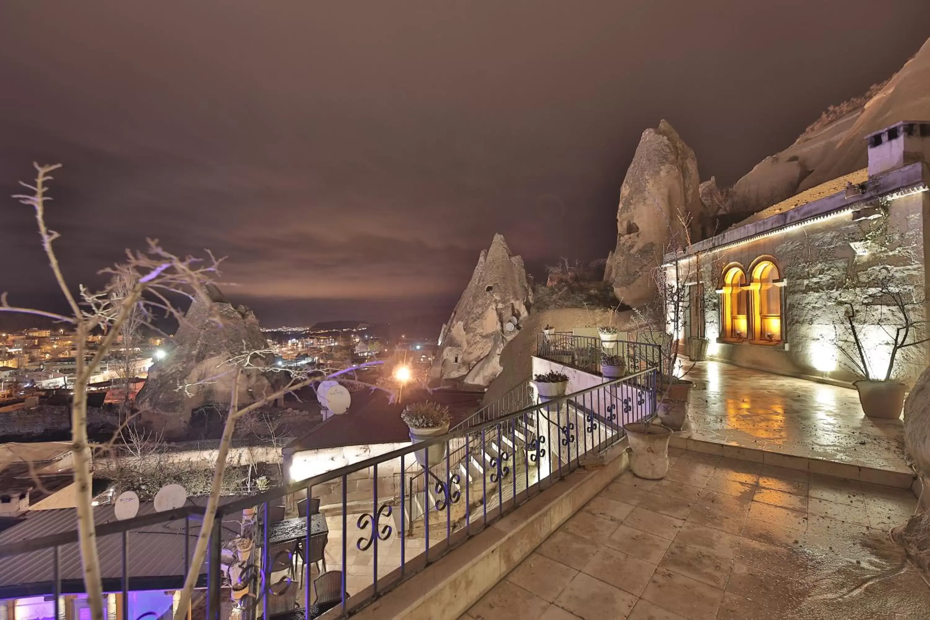 Patio in Local Cave House Hotel