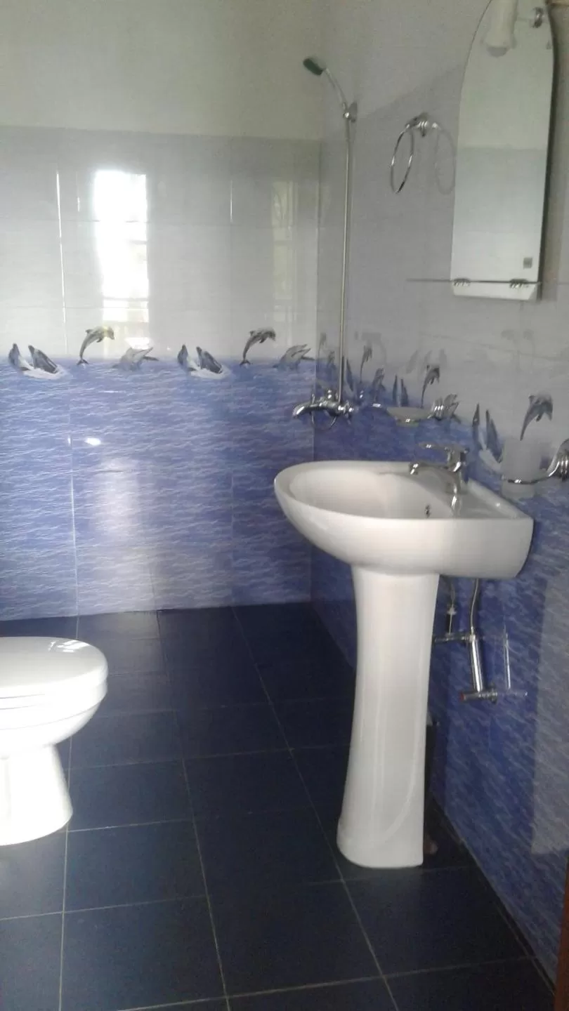 Bathroom in Sun View Resort Kithalella